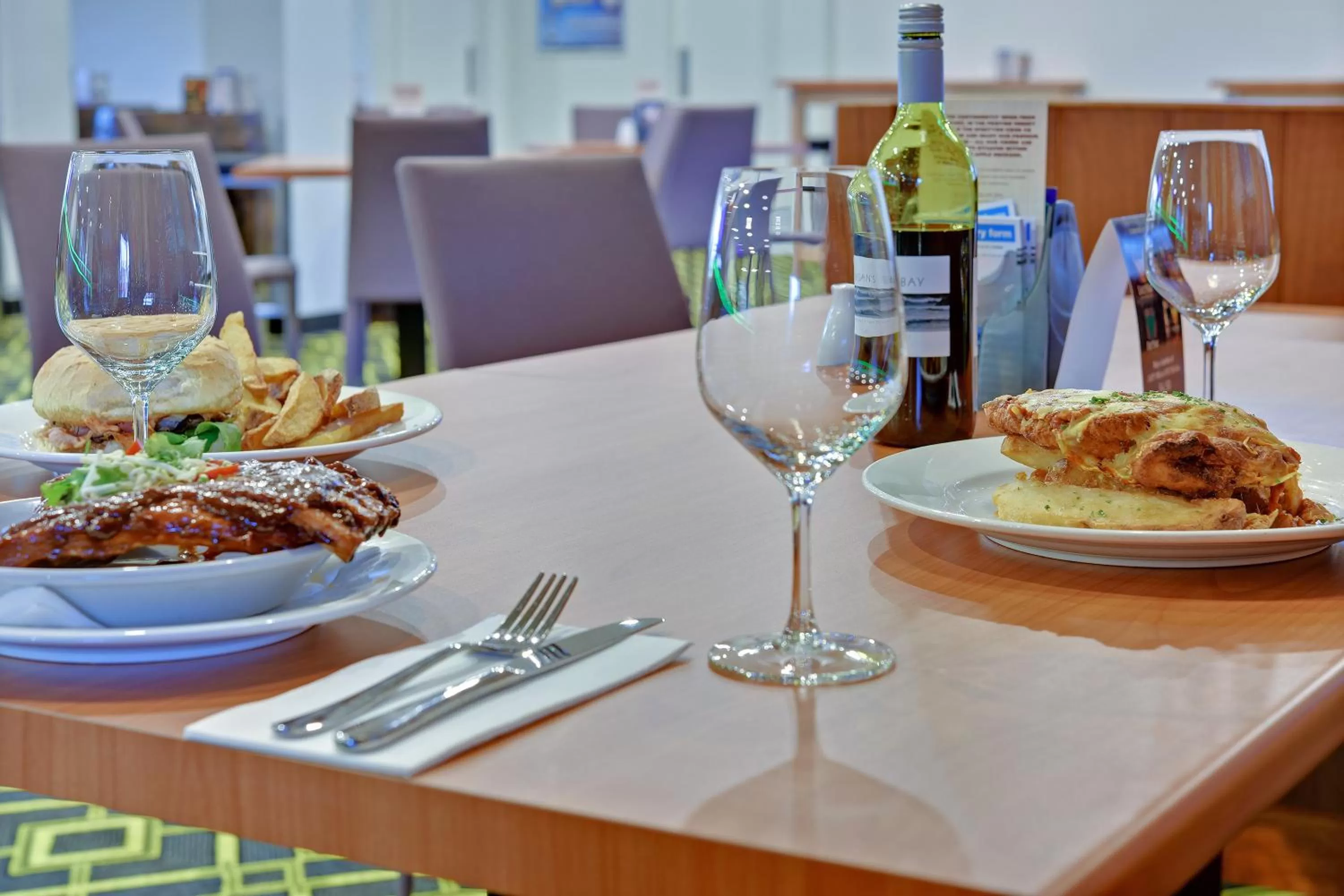 Restaurant/places to eat in Nightcap at Burnie Townhouse