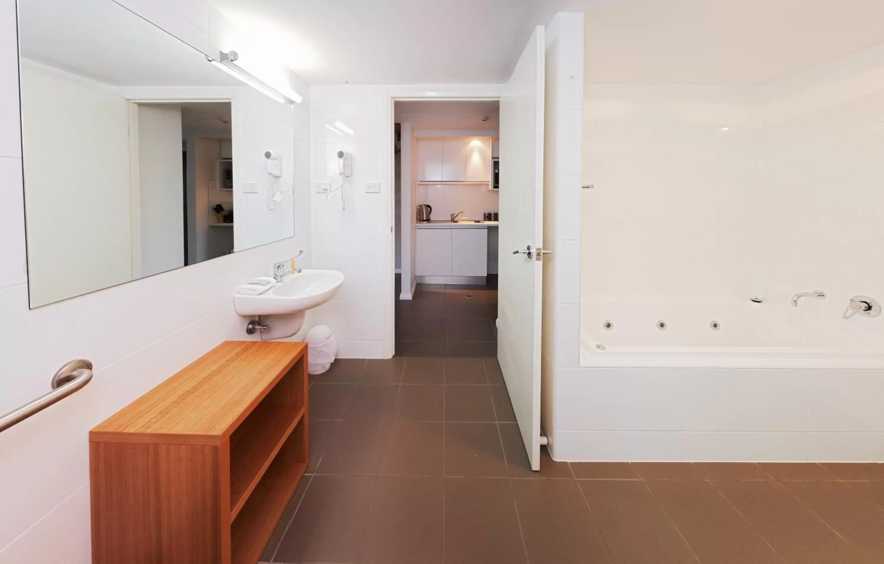 Bathroom in Charlestown Executive Apartments