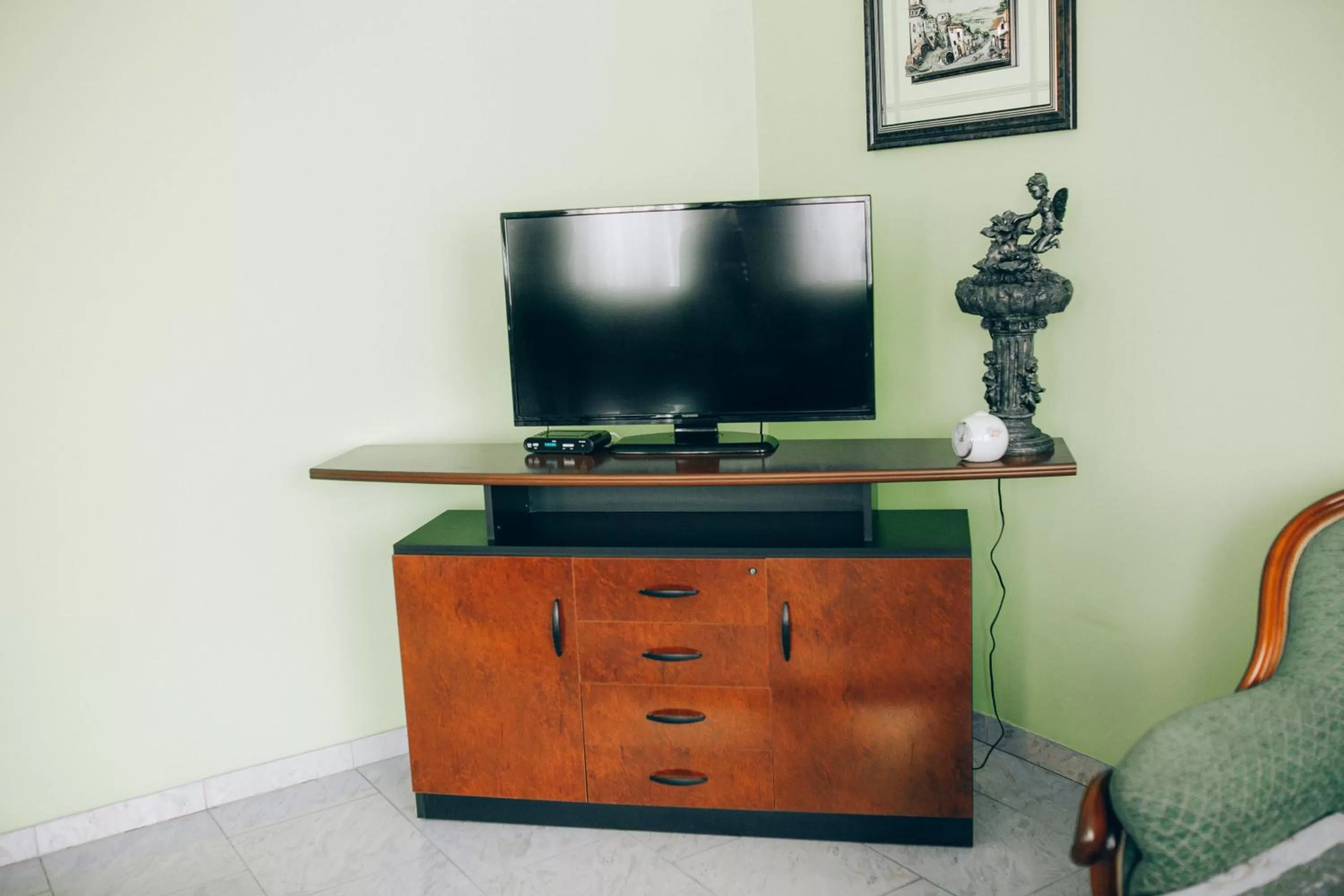 Property building in Fermerska Hata