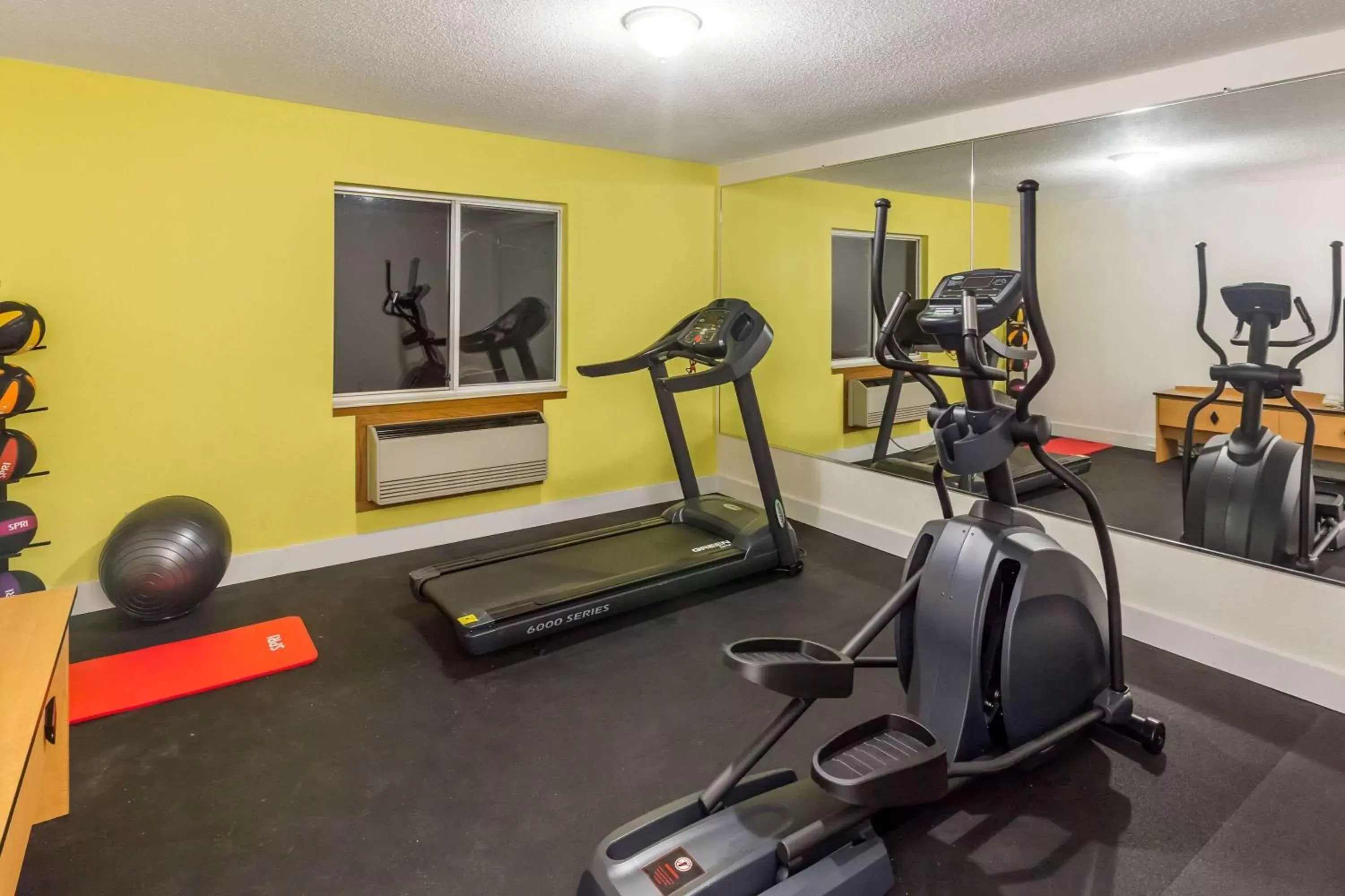 Fitness centre/facilities, Fitness Center/Facilities in Days Inn by Wyndham Atlantic