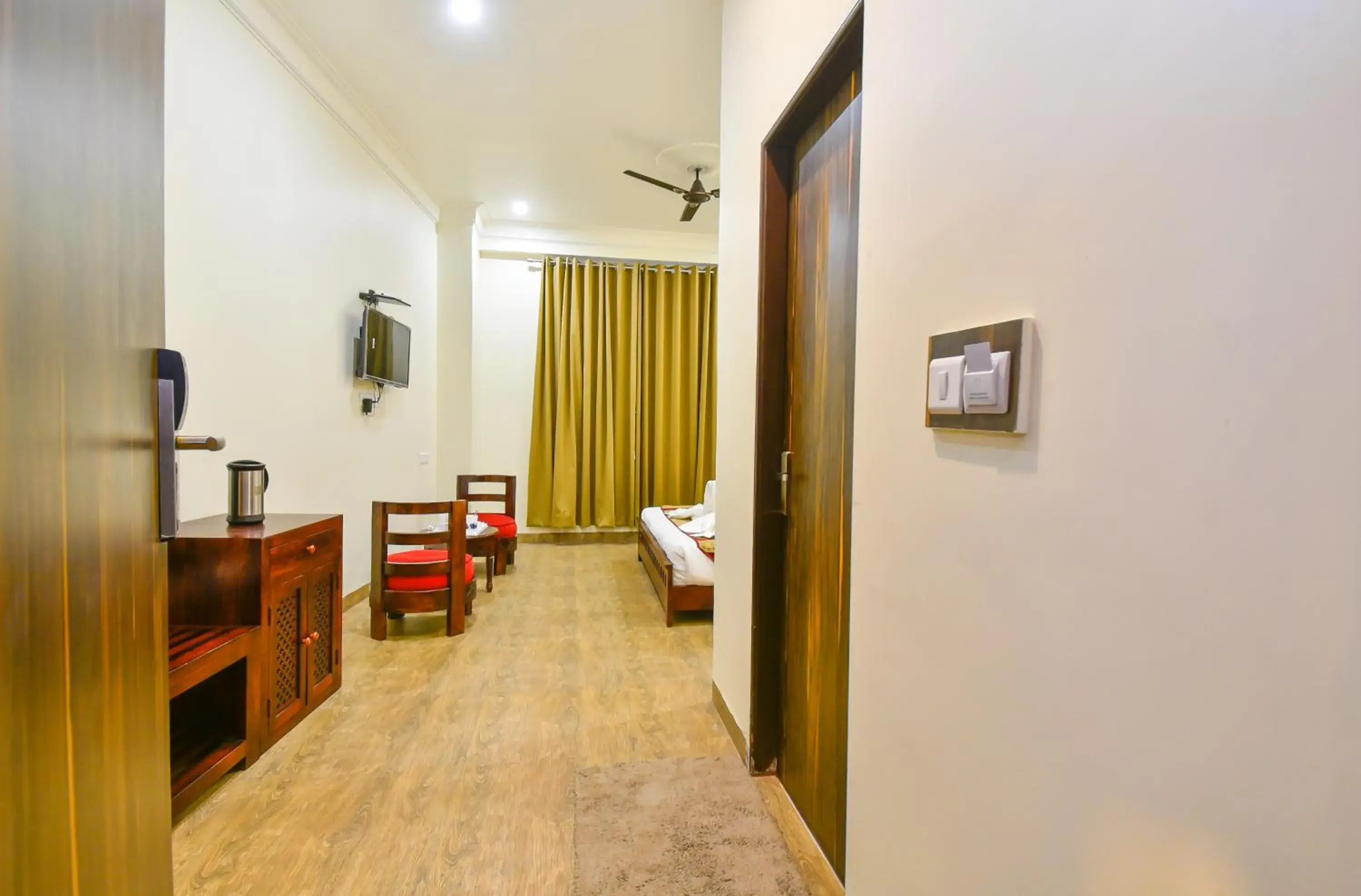 Seating area, Dining Area in Hotel Laxmi Niwas