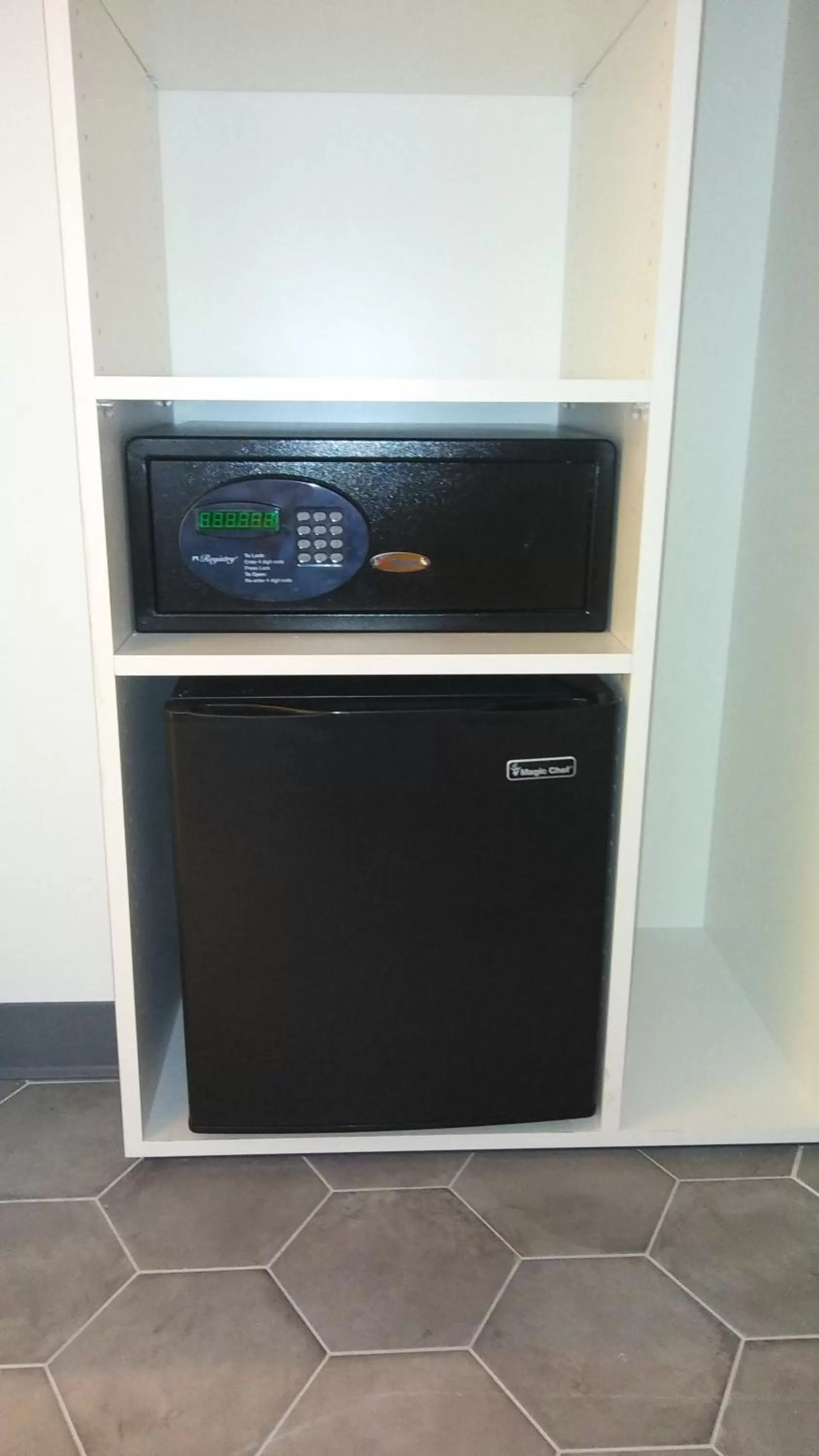 safe in Ohio House Motel