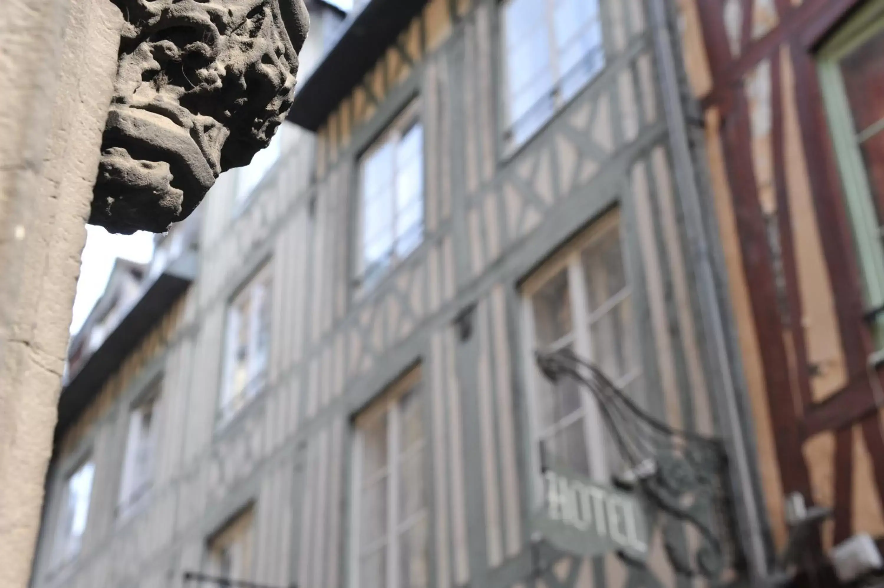 Facade/entrance, Property Building in Hôtel De La Cathédrale