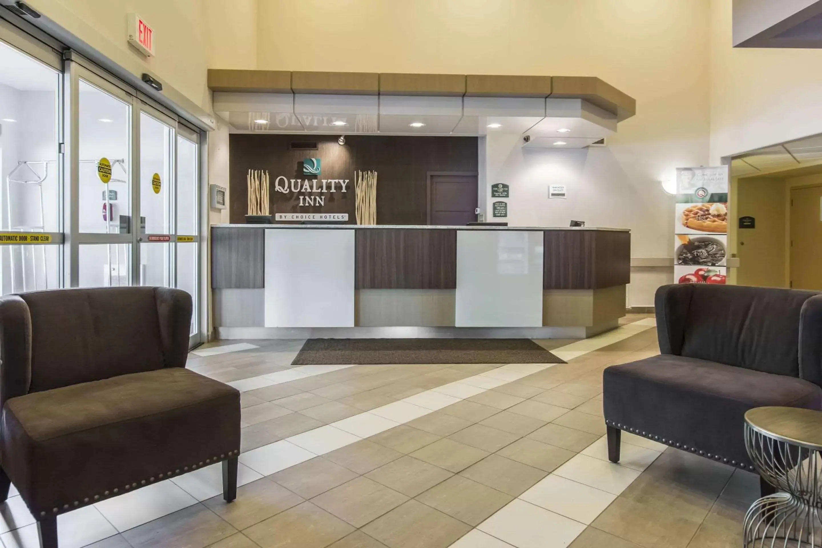 Lobby or reception, Lobby/Reception in Quality Inn Airport Dieppe