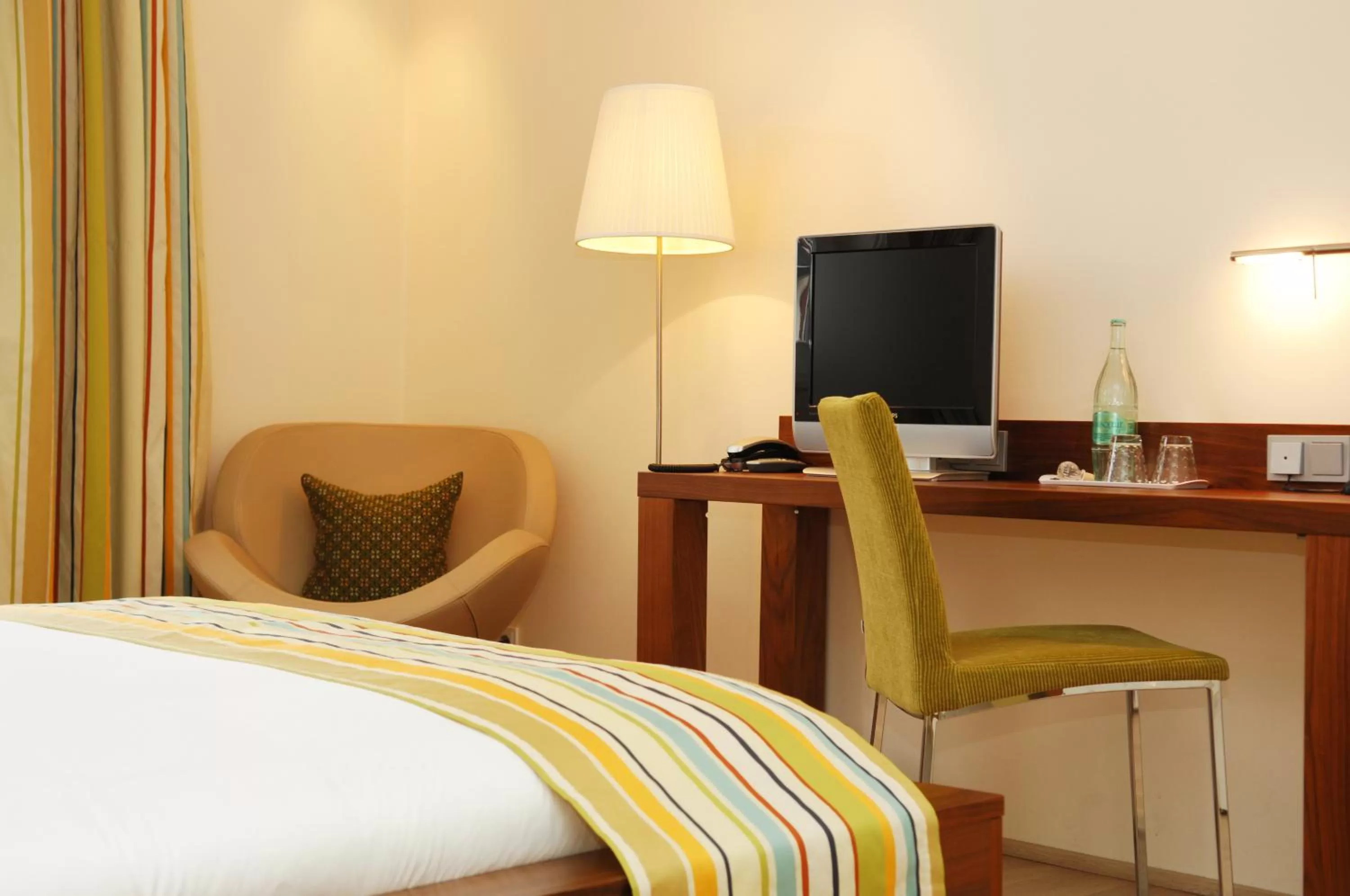 Photo of the whole room, Bed in Das Spritzenhaus