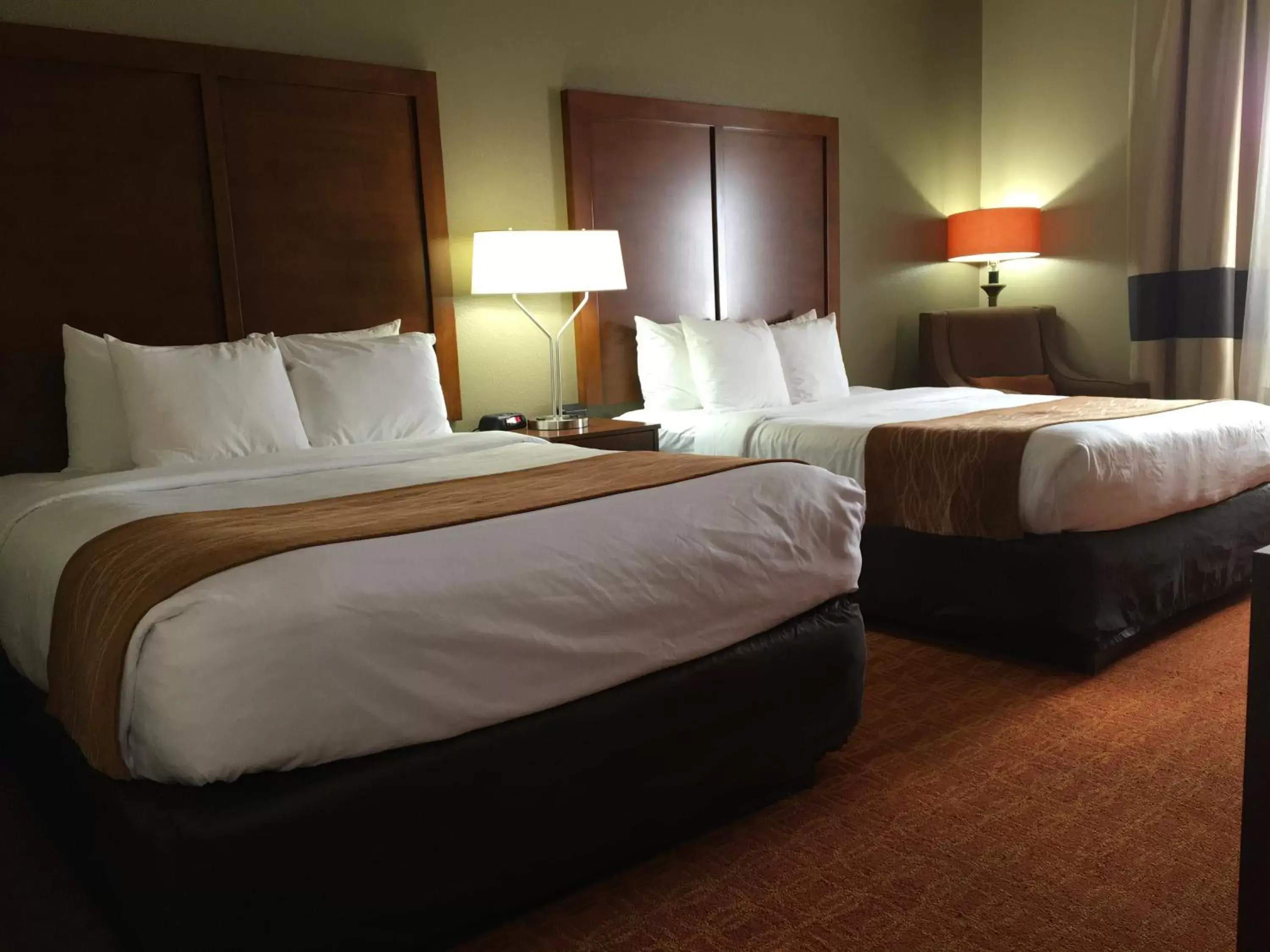 Queen Room with Two Queen Beds - Non-Smoking in Comfort Inn & Suites near Kino Sports Complex