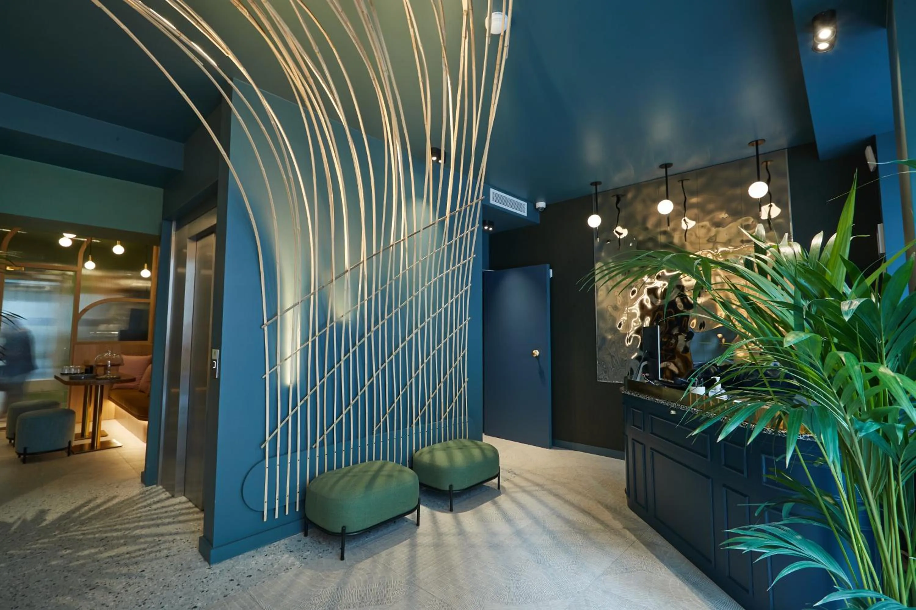 Lobby or reception in Hôtel Amoi Paris