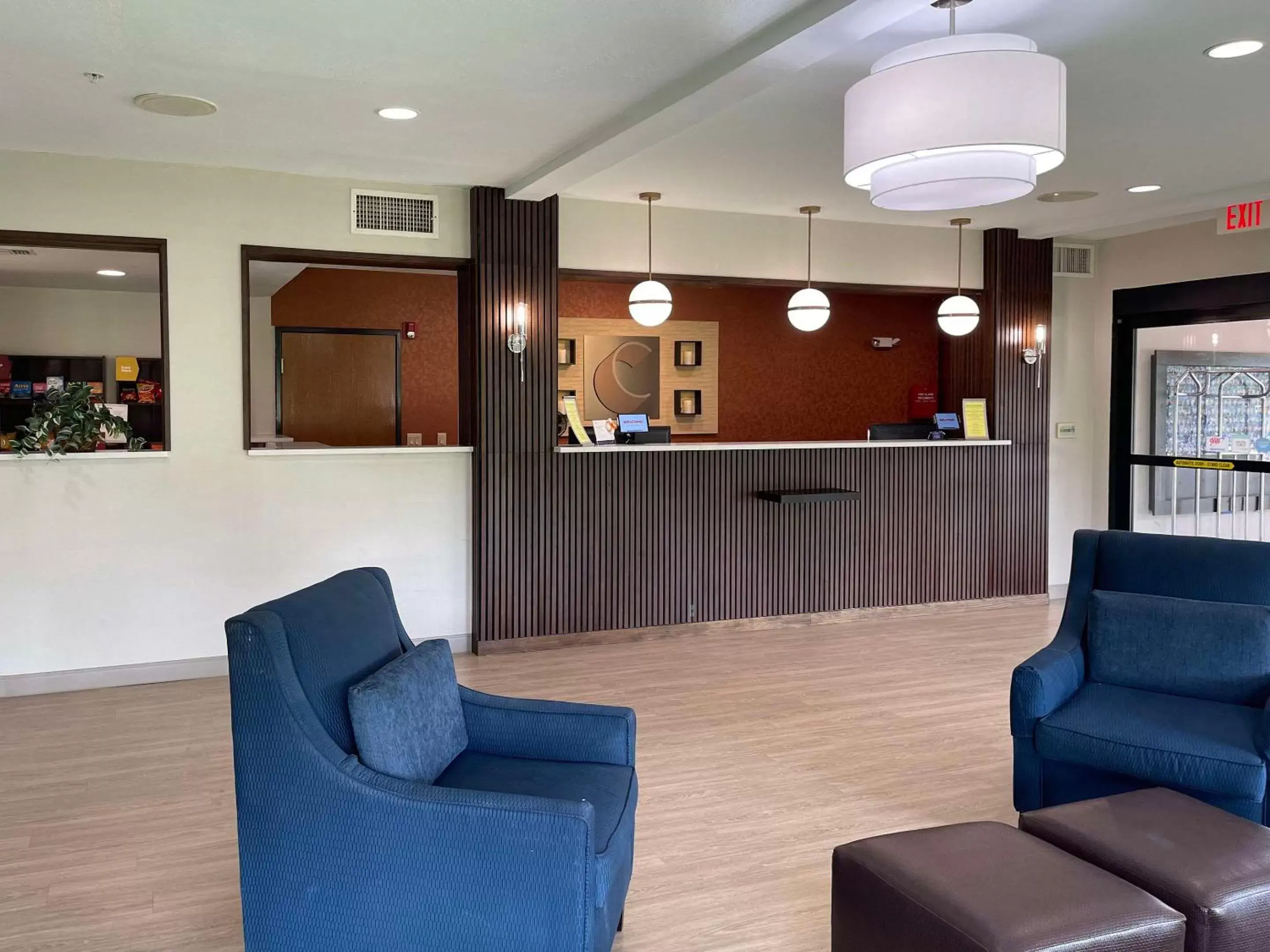 Lobby or reception, Lobby/Reception in Comfort Suites Sea World/ Lackland