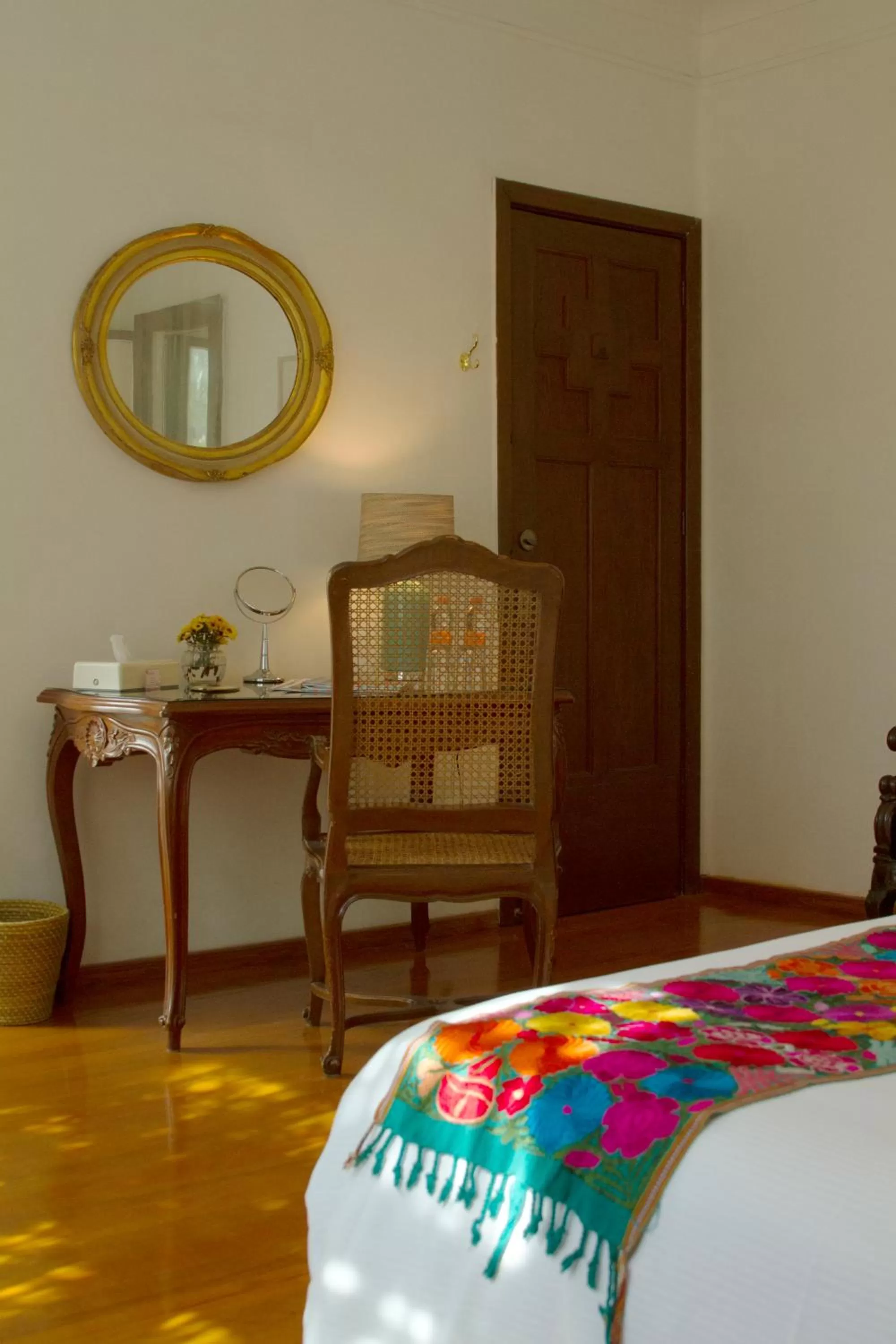 Living room, TV/Entertainment Center in Casa Comtesse