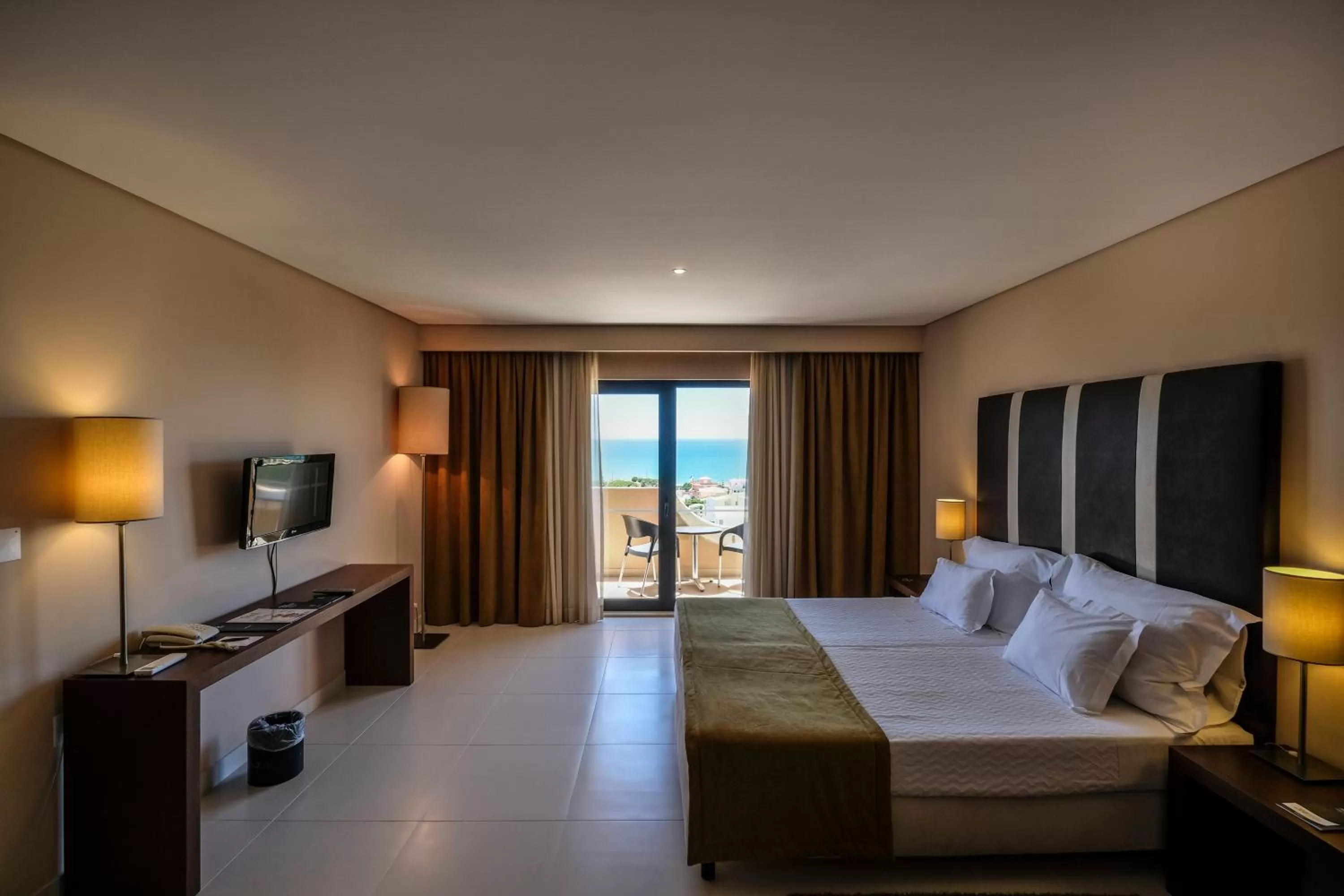 Bed in Vila Gale Atlantico