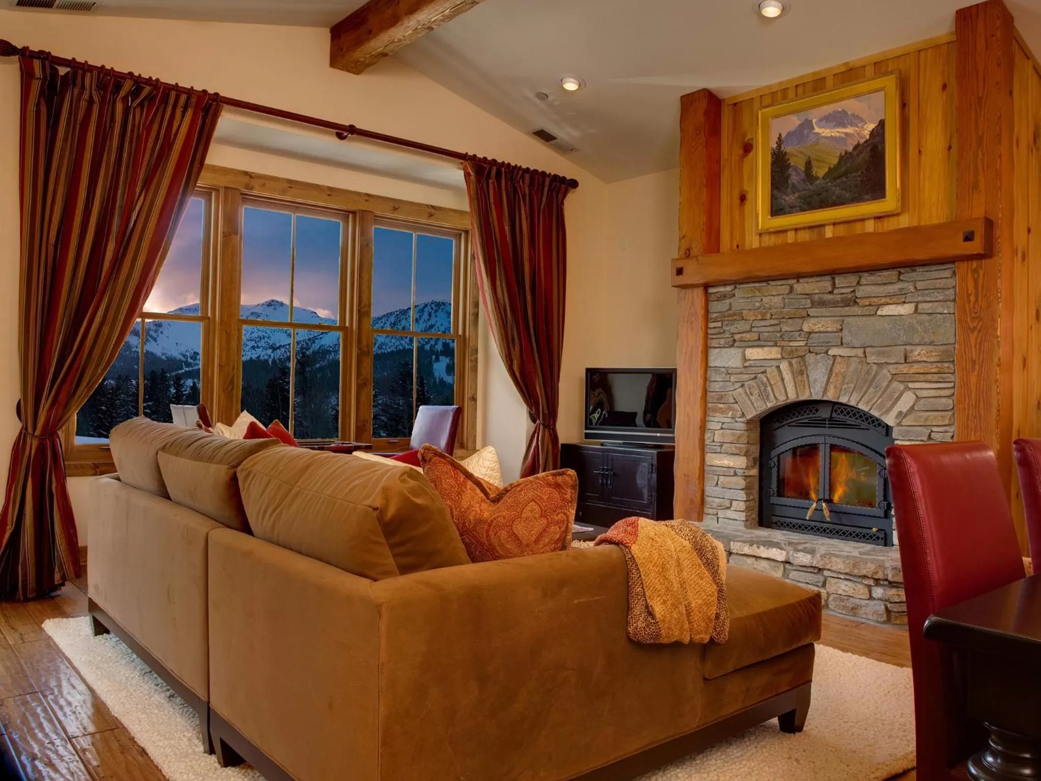 Living room in Snowcreek Resort Vacation Rentals