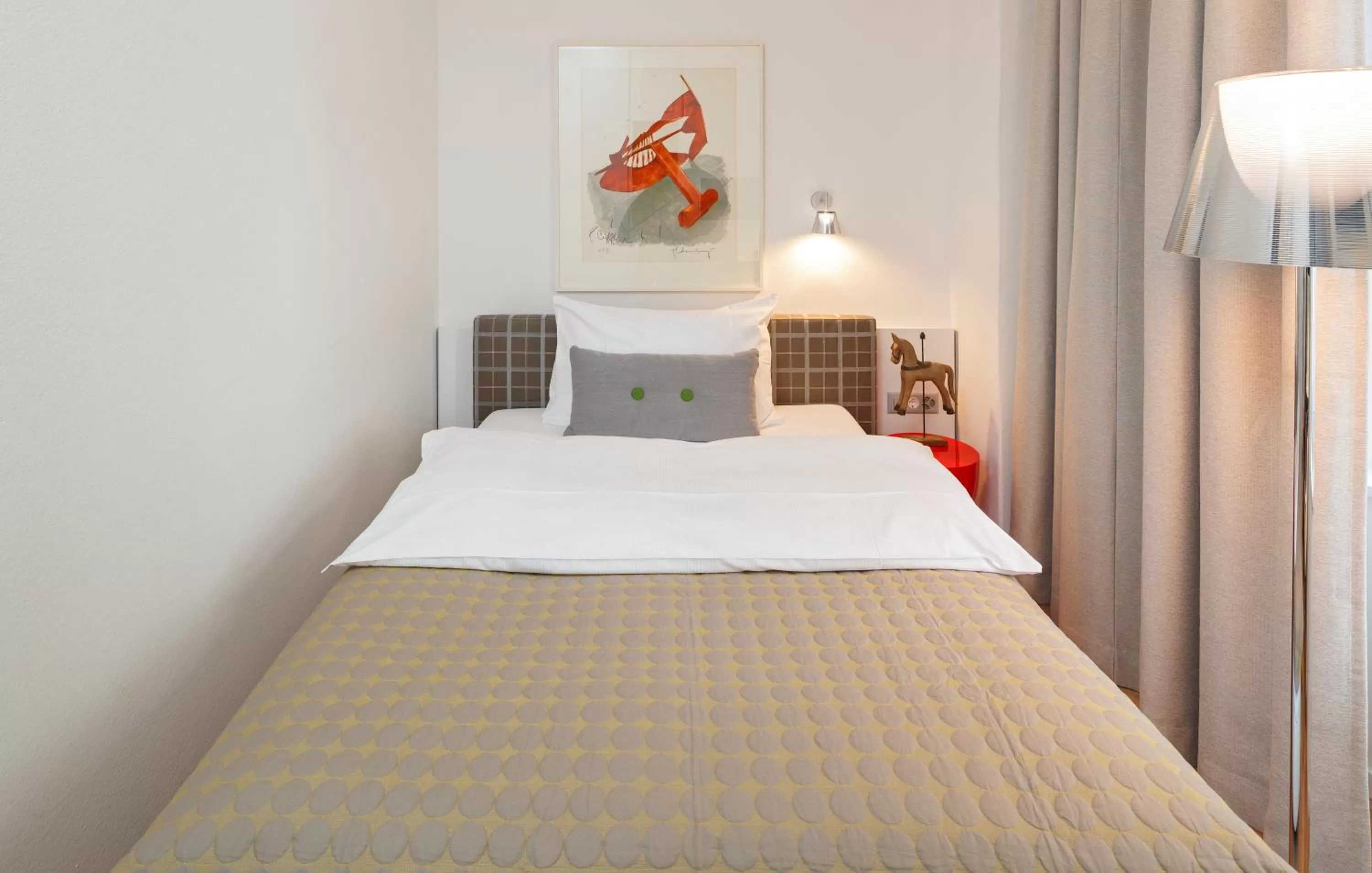 Bed in Hotel Rössli