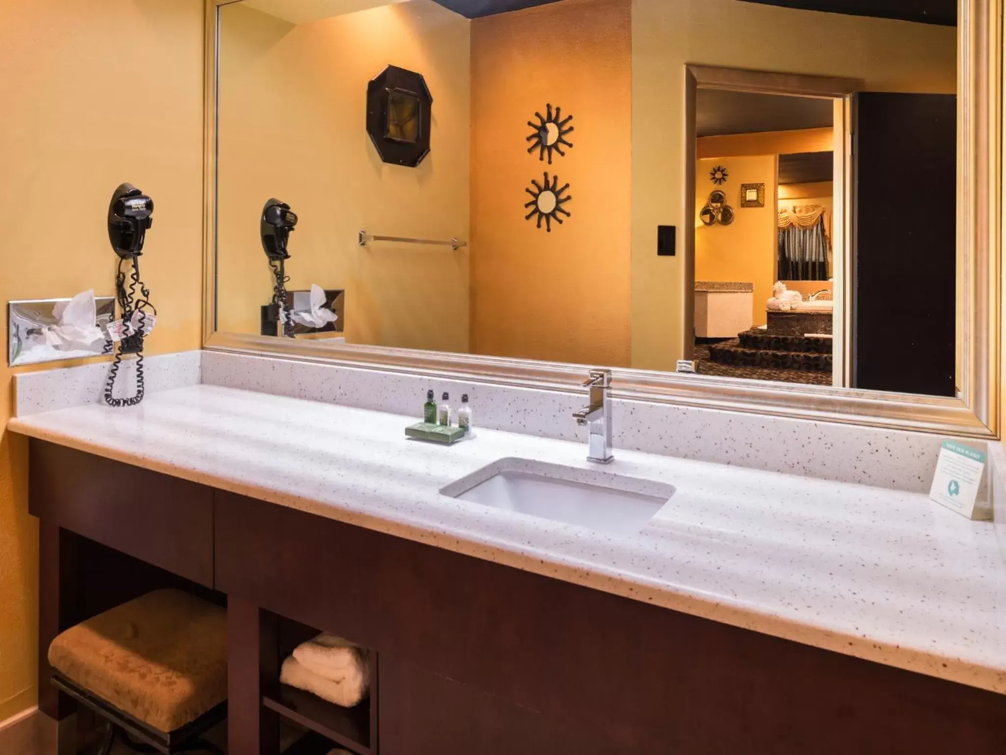 Toilet, Bathroom in Inn of The Dove Romantic Luxury & Business Suites