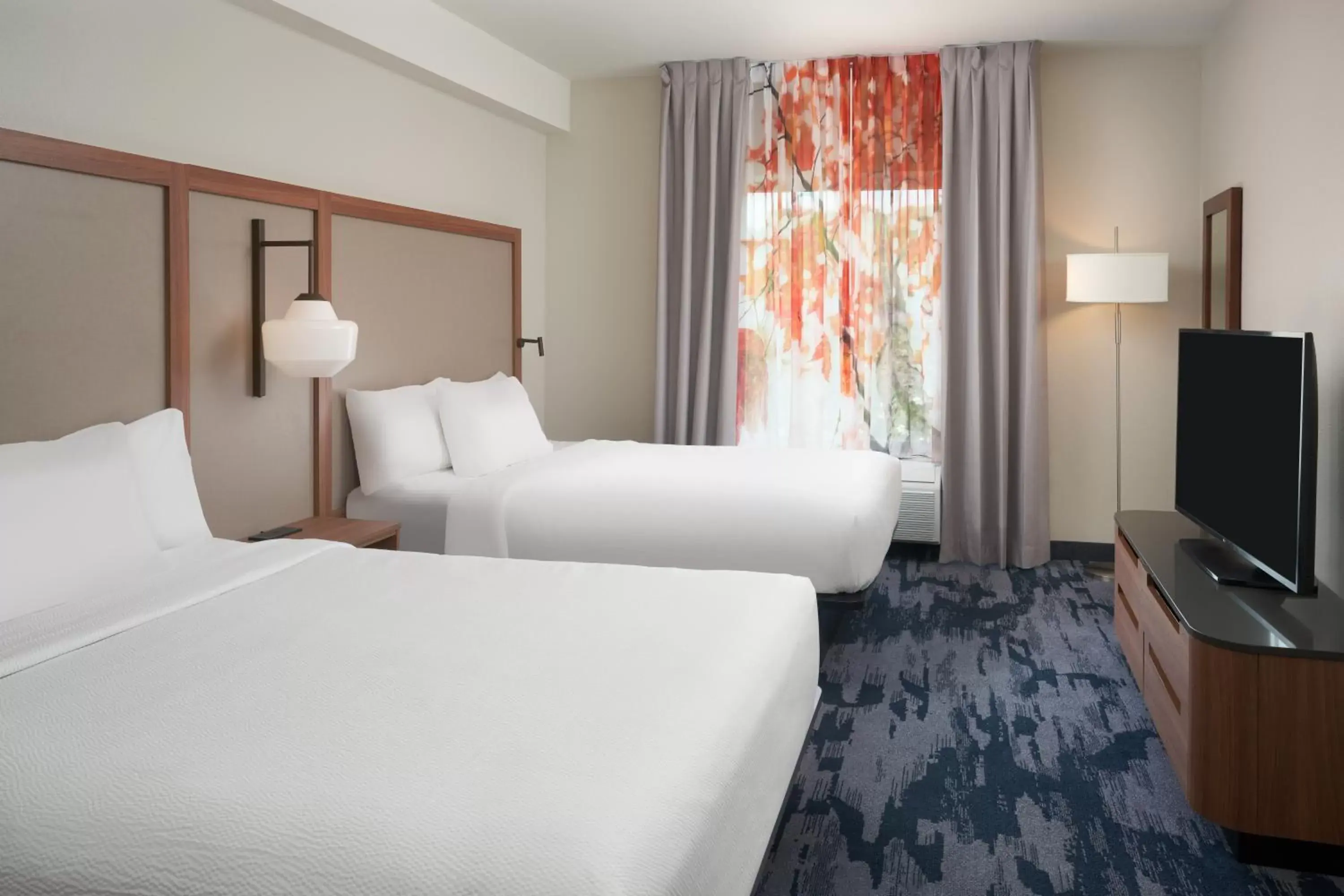 Bed in Fairfield Inn & Suites by Marriott Orlando International Drive/Convention Center