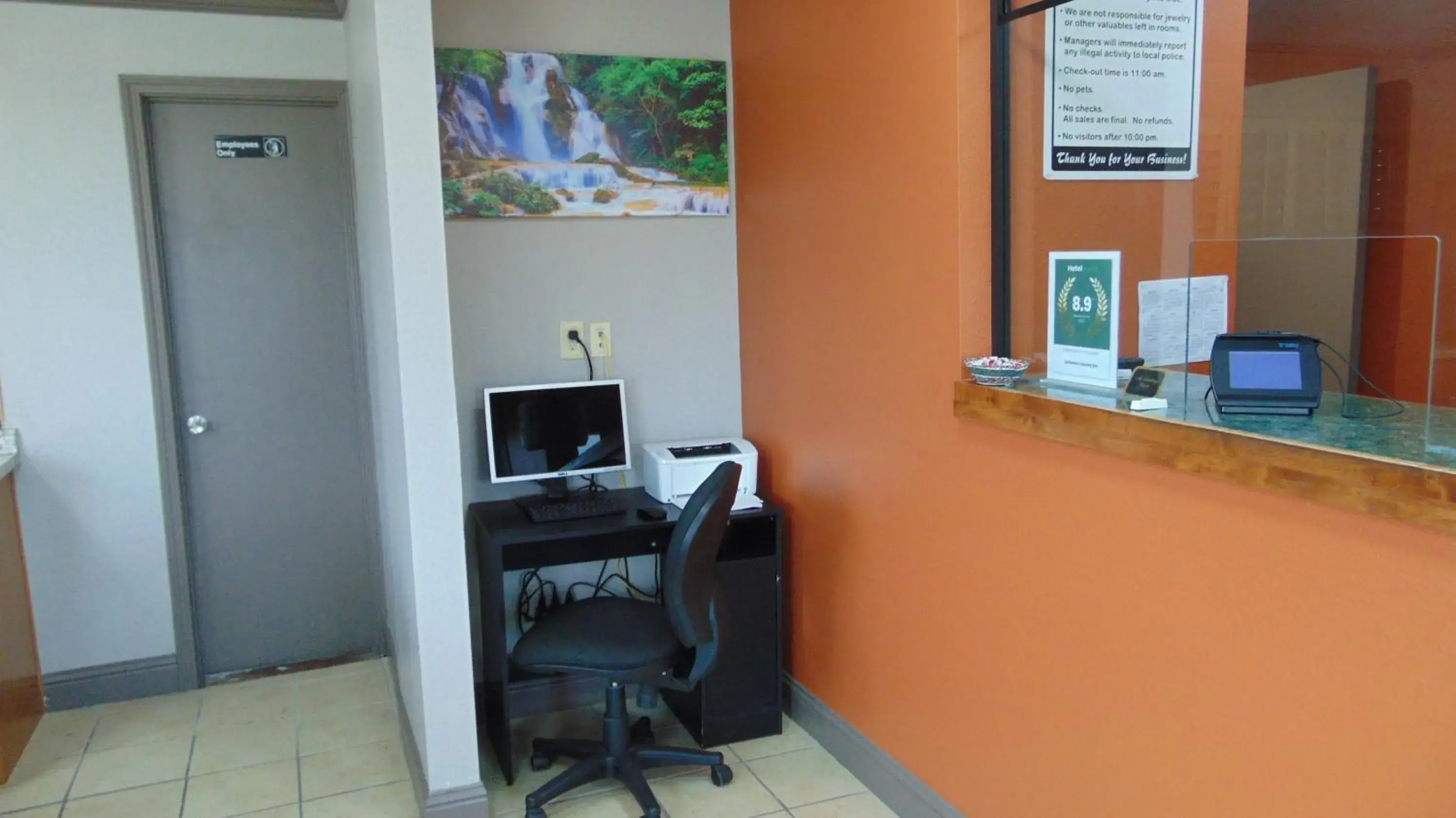 Lobby or reception in Corcoran Country Inn Lobby or reception in Corcoran Country Inn