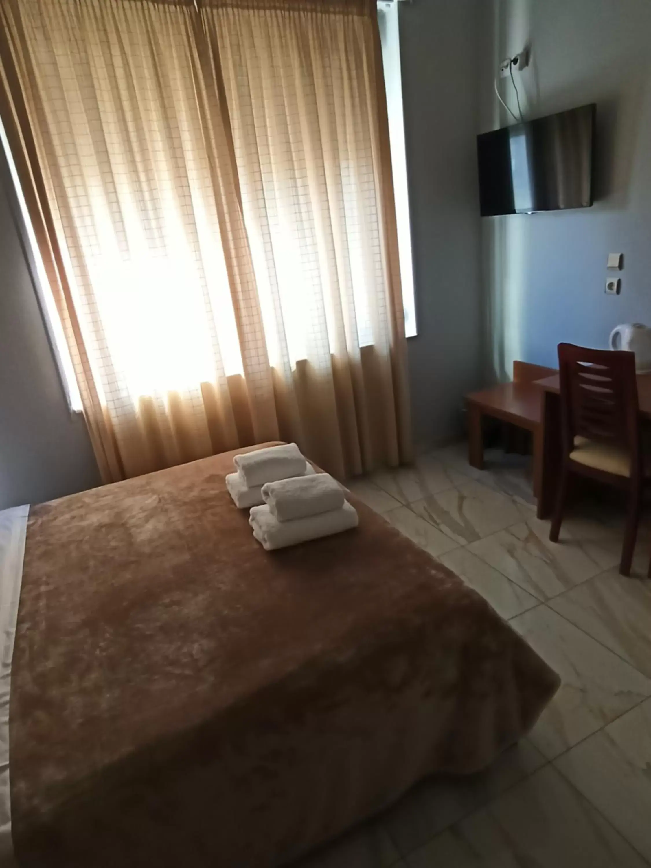 Bedroom, Bed in Piraeus Acropole Hotel