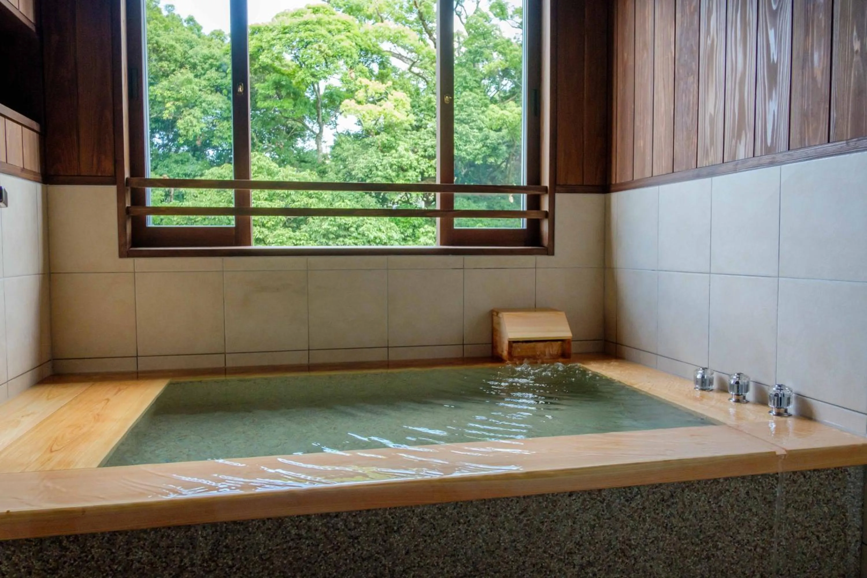 Bathroom in Ryokan Oomuraya