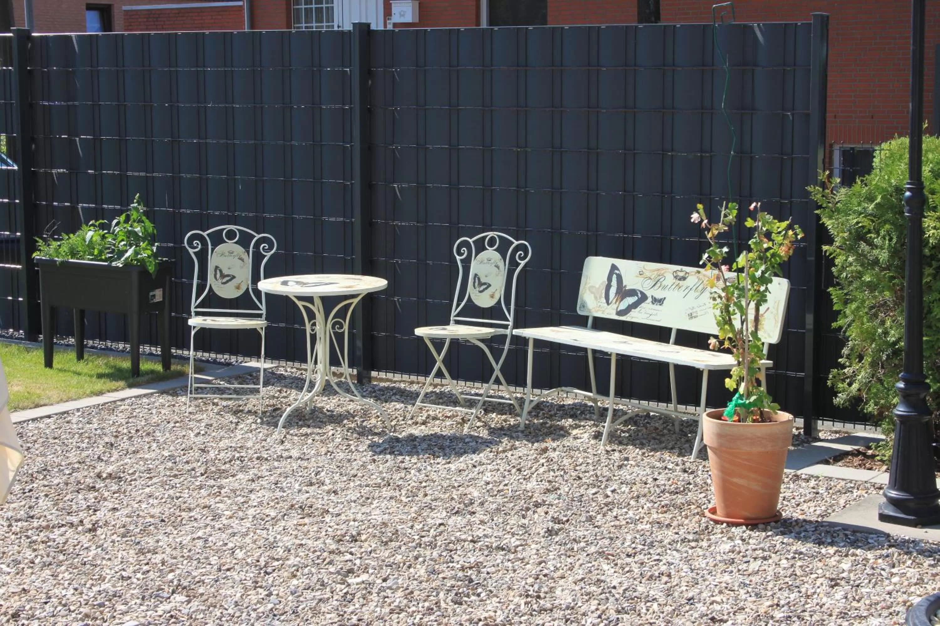 Patio in Hotel-Café-Galerie