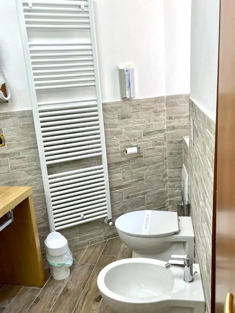 Toilet in Hotel Maria
