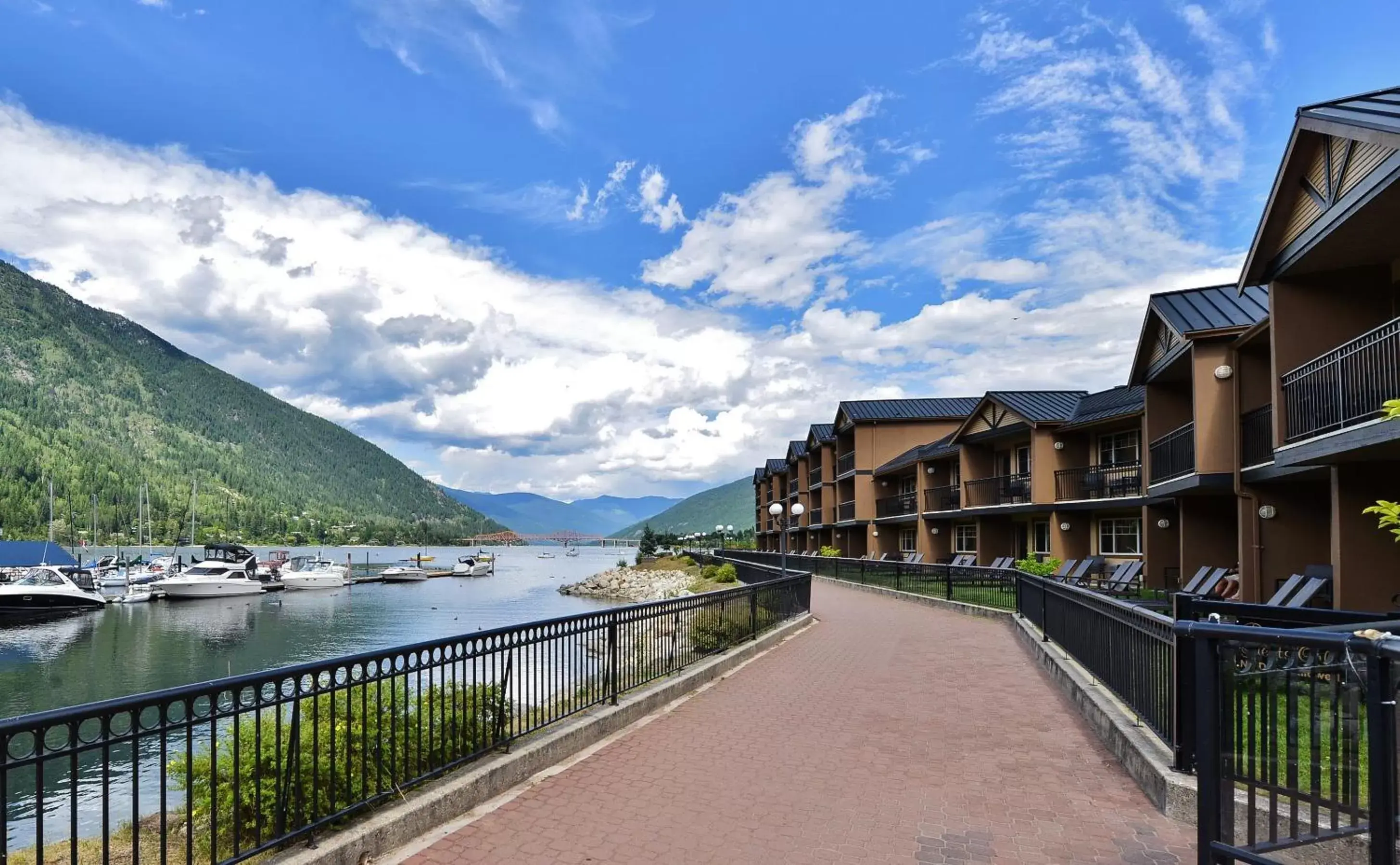 Facade/entrance in Prestige Lakeside Resort, WorldHotels Elite