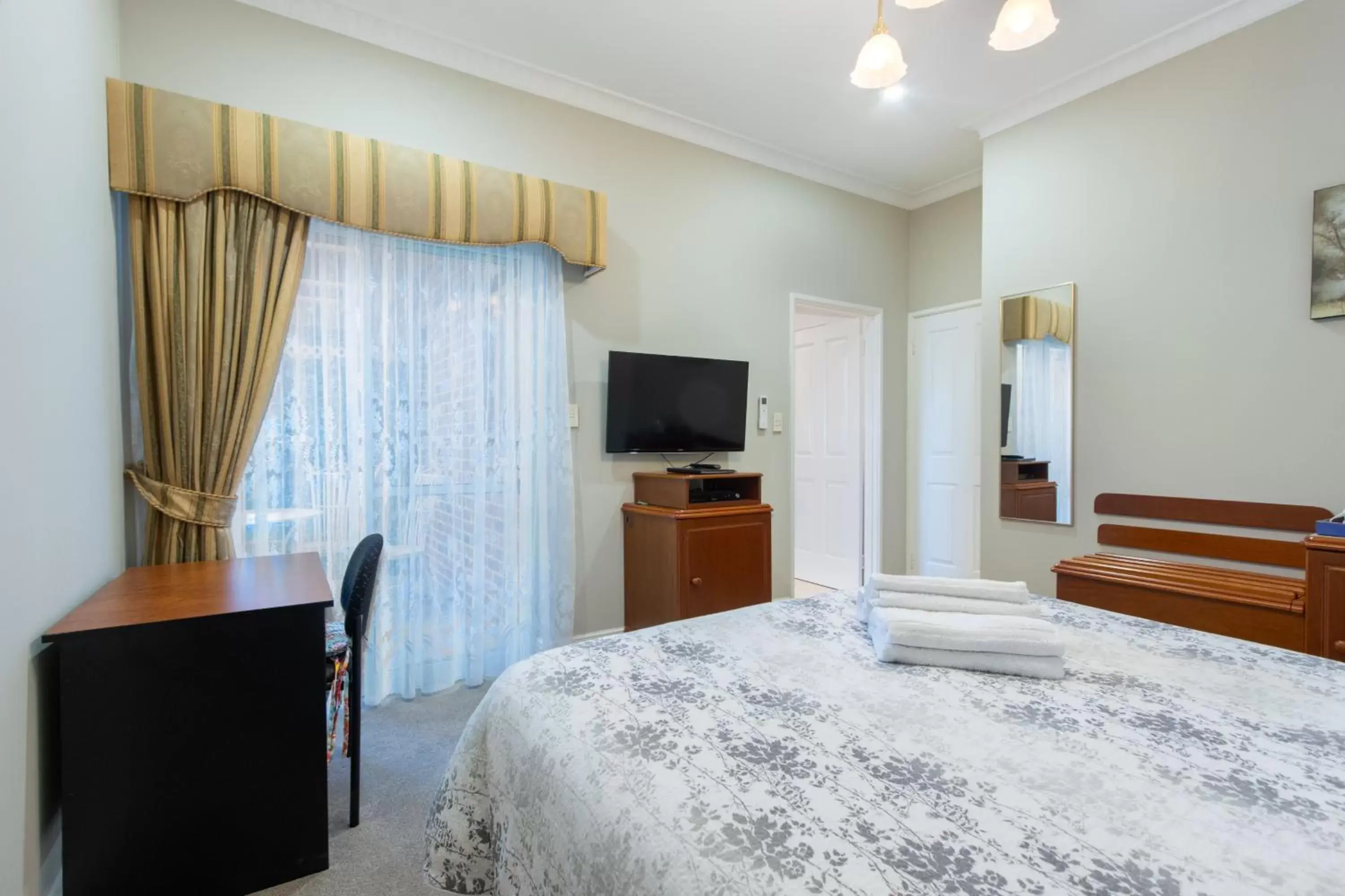 Bedroom in Durham Lodge Bed & Breakfast Bedroom in Durham Lodge Bed & Breakfast