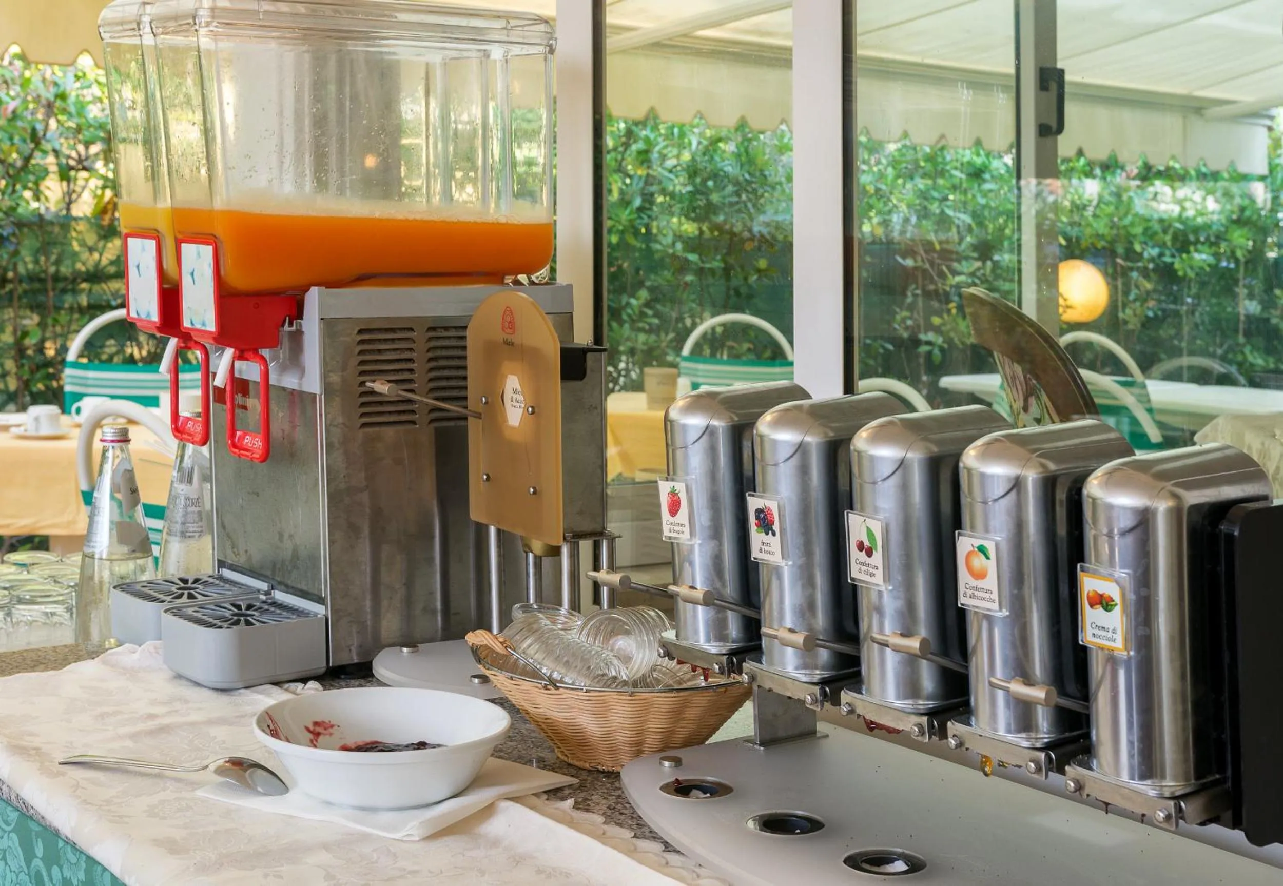 Buffet breakfast in Hotel Verdemare