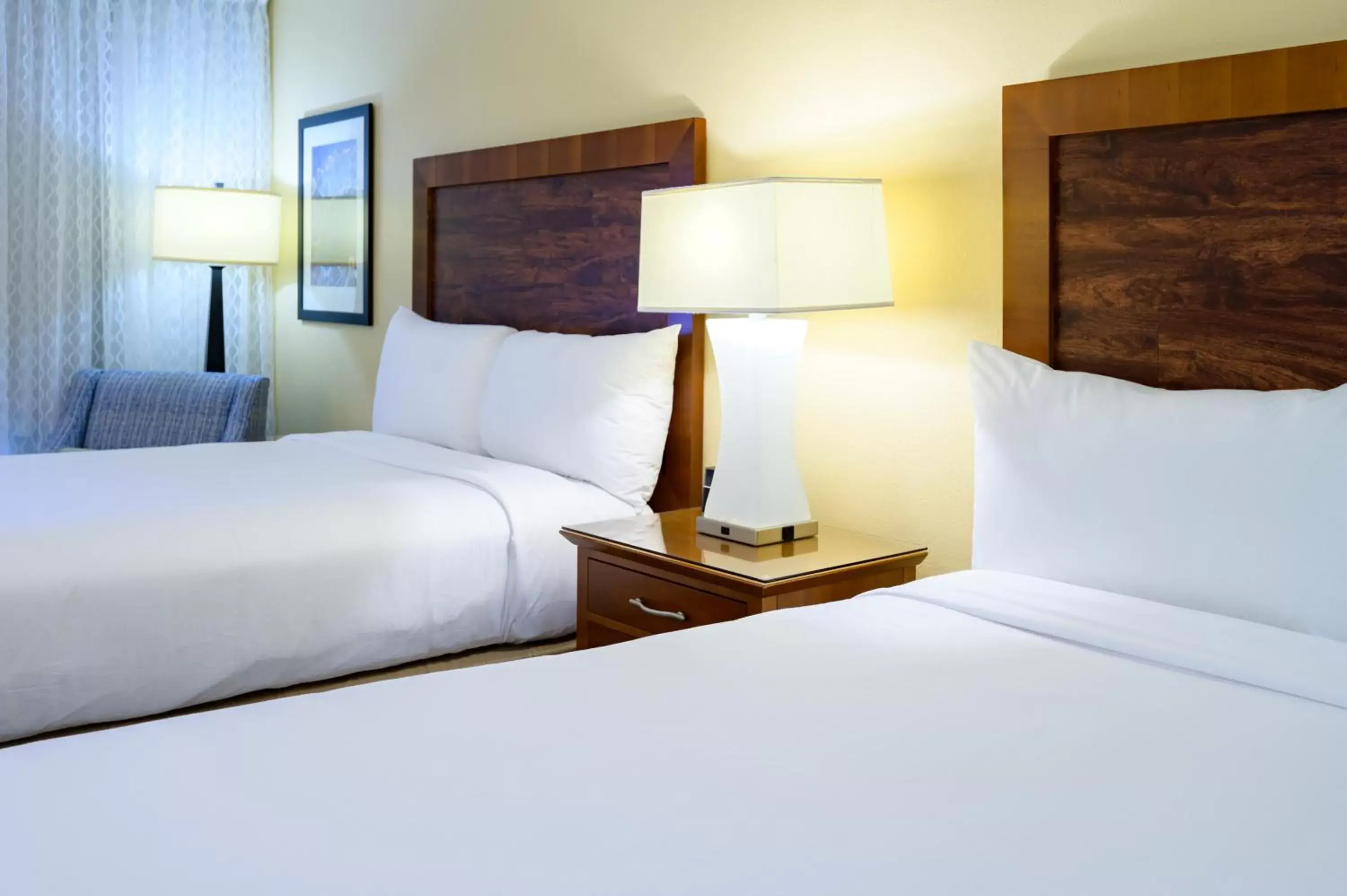 Bed in Airtel Plaza Hotel Bed in Airtel Plaza Hotel