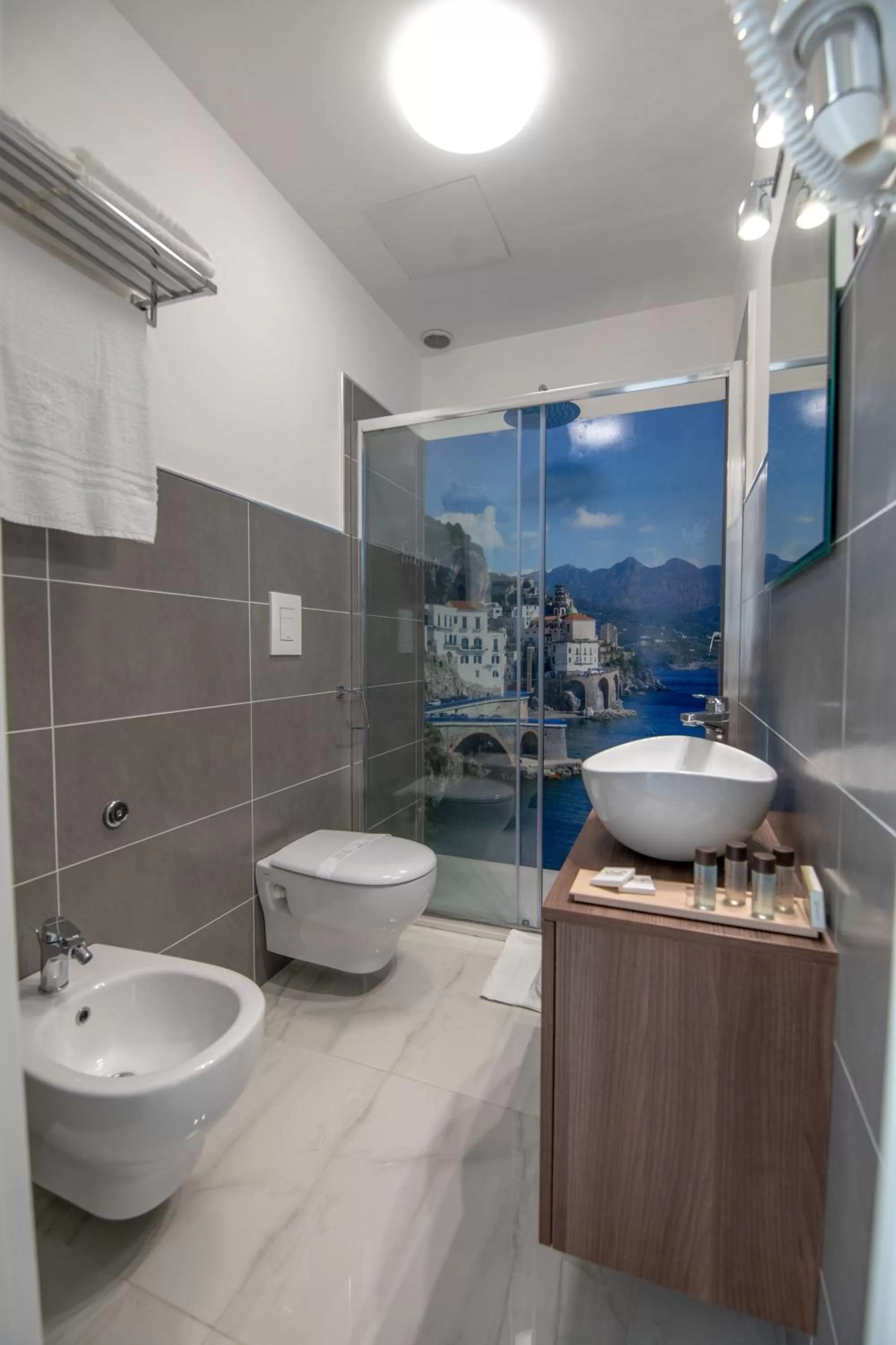 Bathroom in Palazzo Caracciolo del Sole