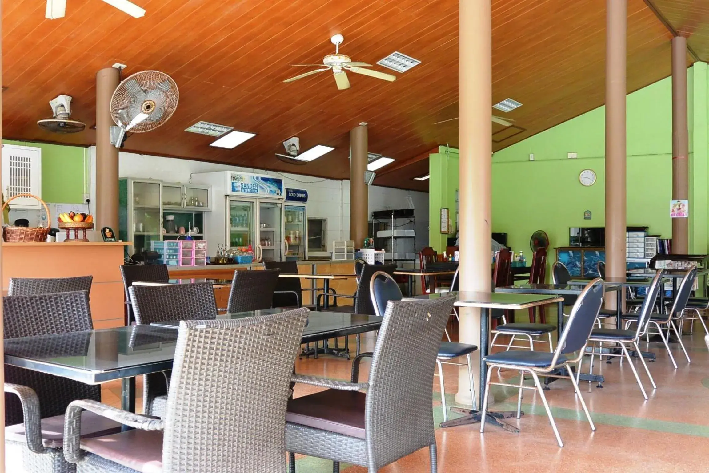 Restaurant/places to eat in PS 2 Resort Phuket Patong - SHA Plus Restaurant/places to eat in PS 2 Resort Phuket Patong - SHA Plus