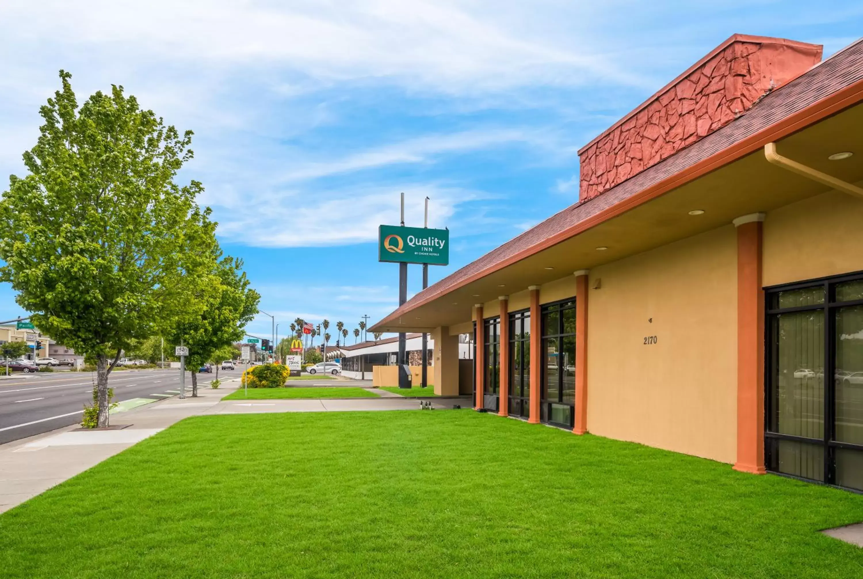 Property Building in Quality Inn Fairfield Napa Valley Area