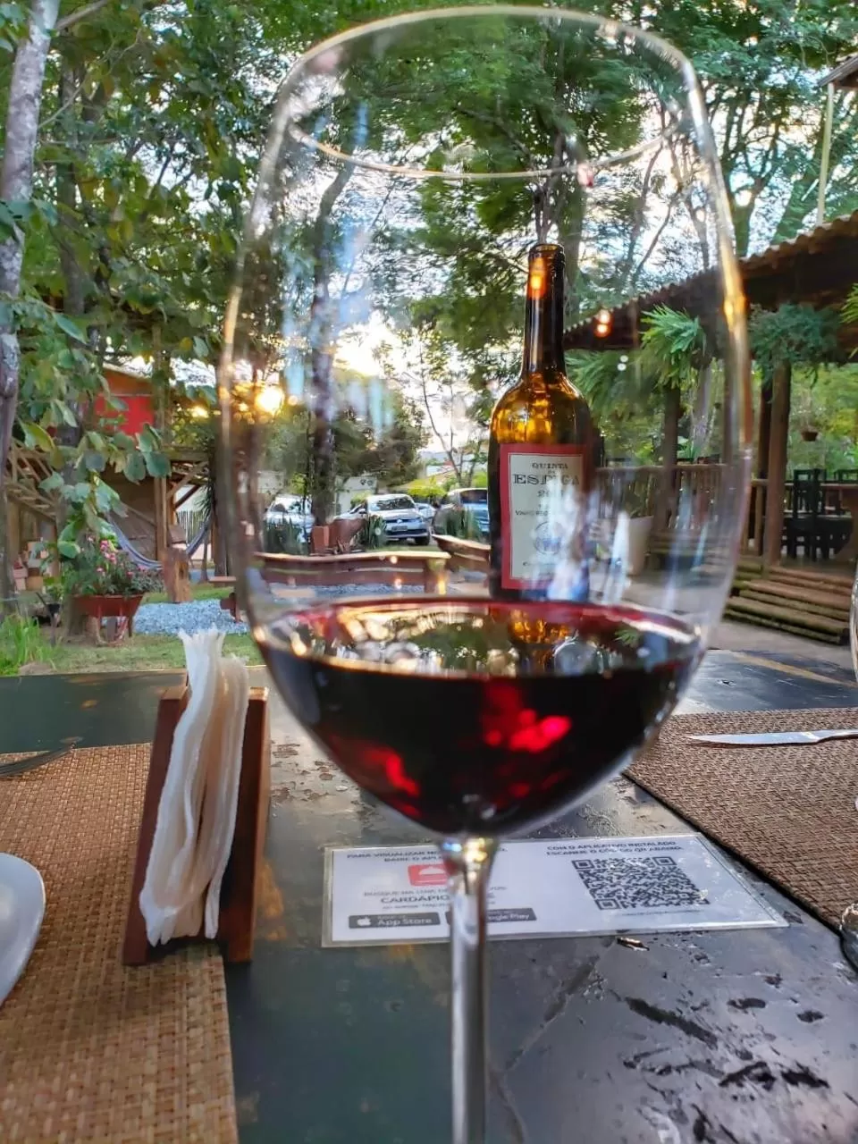 A Mi Manera Pousada , cerveja própria e Bistrô !