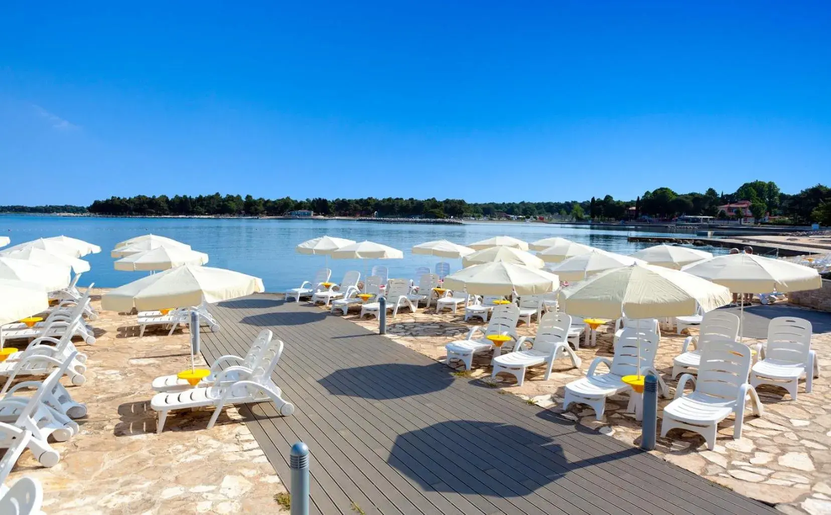 Beach in Garden Suites Umag Plava Laguna