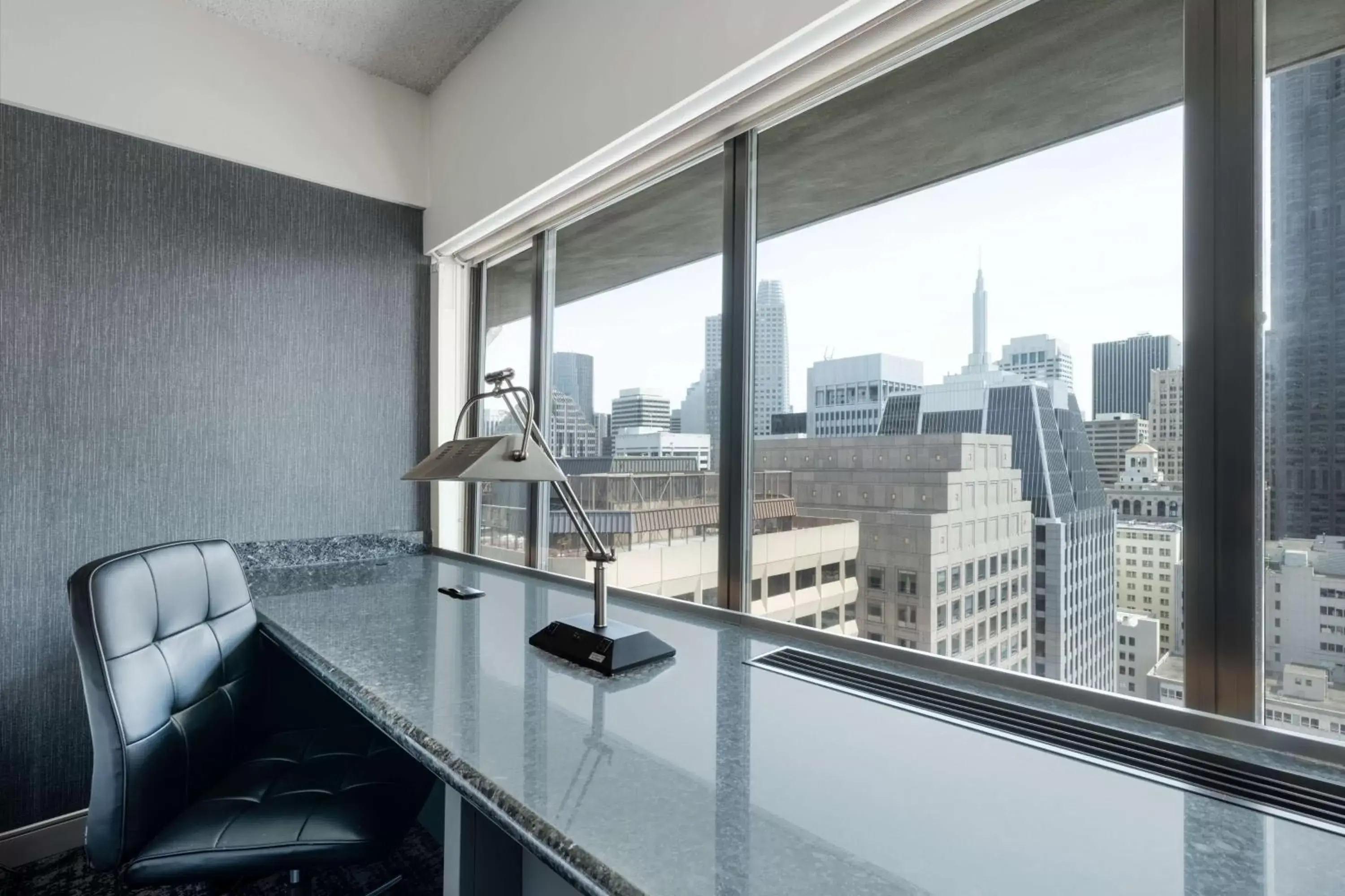 Bedroom in Hilton San Francisco Financial District Bedroom in Hilton San Francisco Financial District