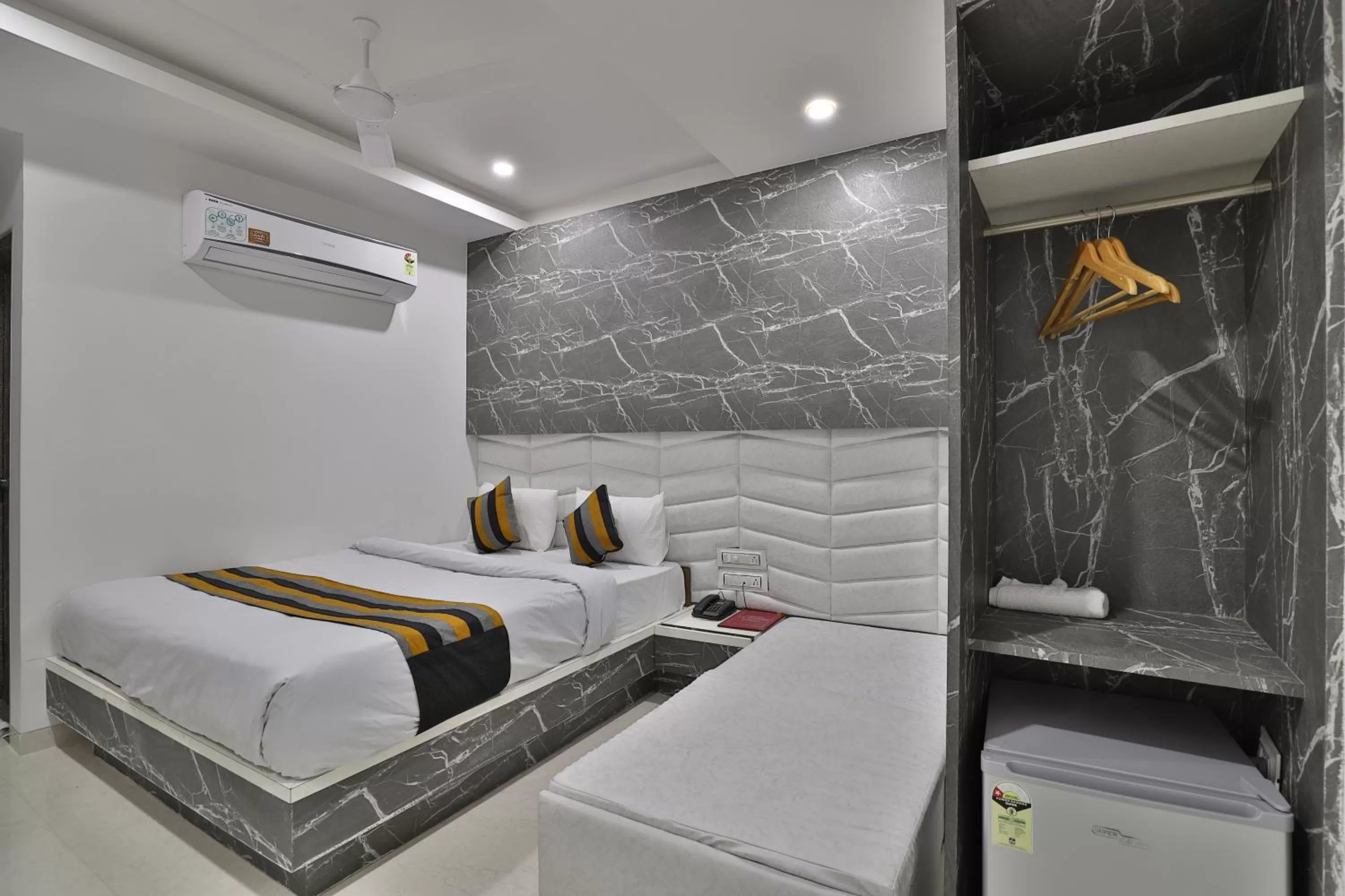 Photo of the whole room, Bed in HOTEL LE GRAND