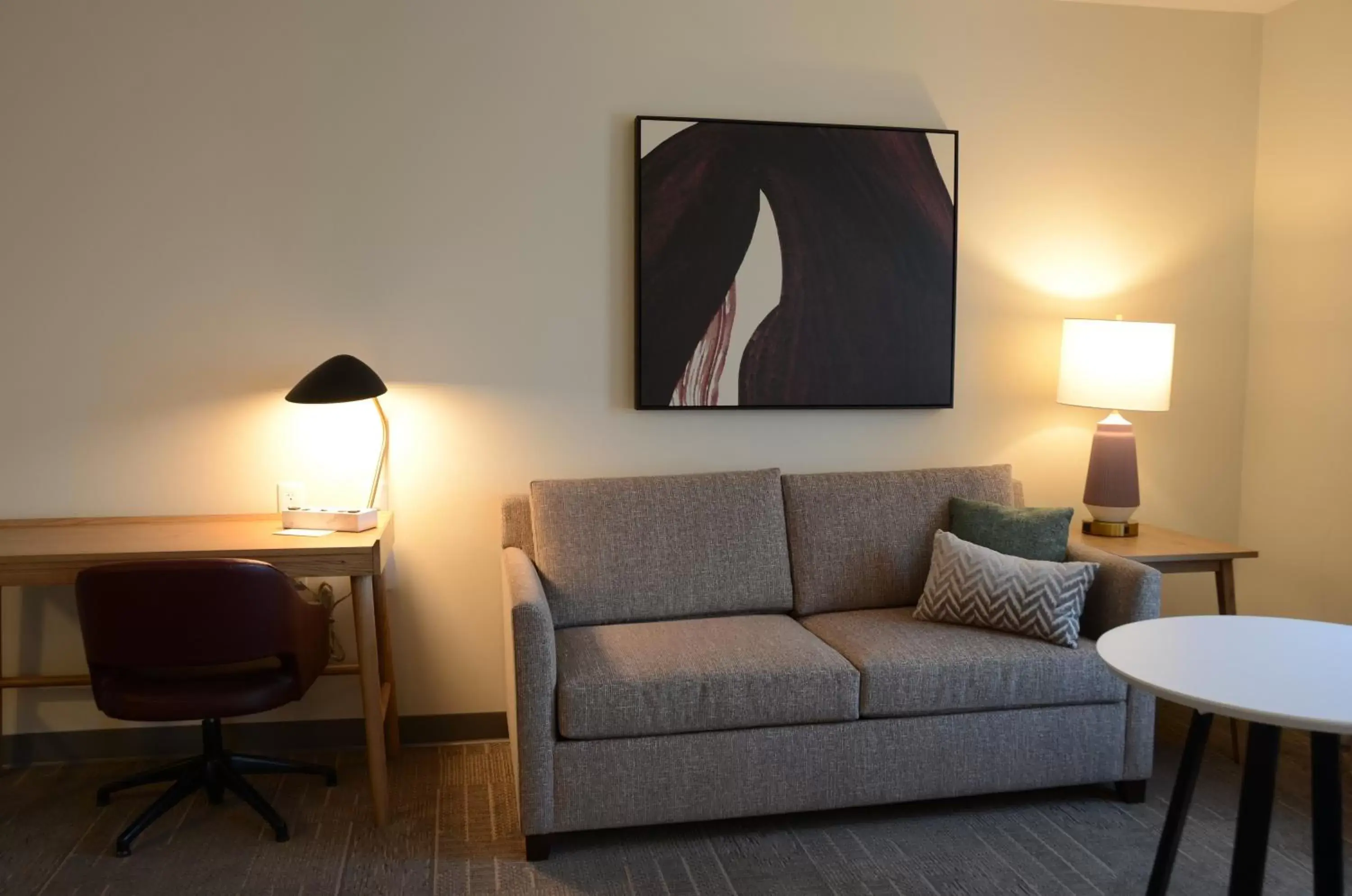 Photo of the whole room, Seating Area in Staybridge Suites Nashville SE - Murfreesboro, an IHG Hotel