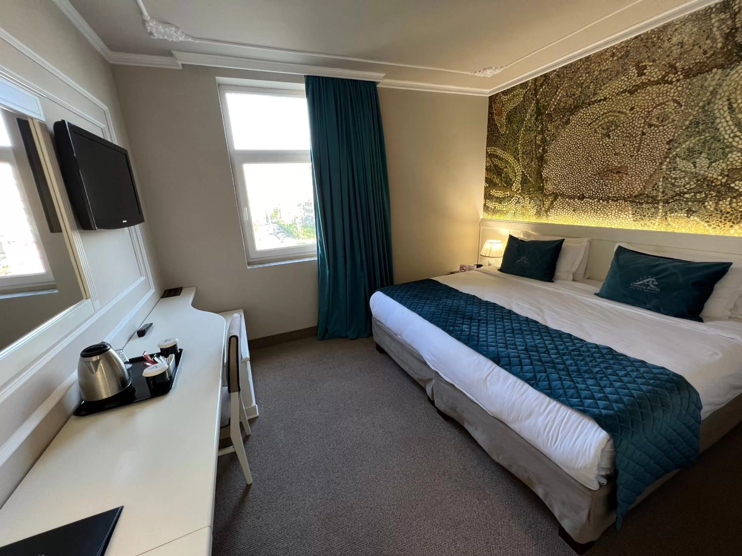 Bedroom, Bed in Adriatik Hotel, BW Premier Collection