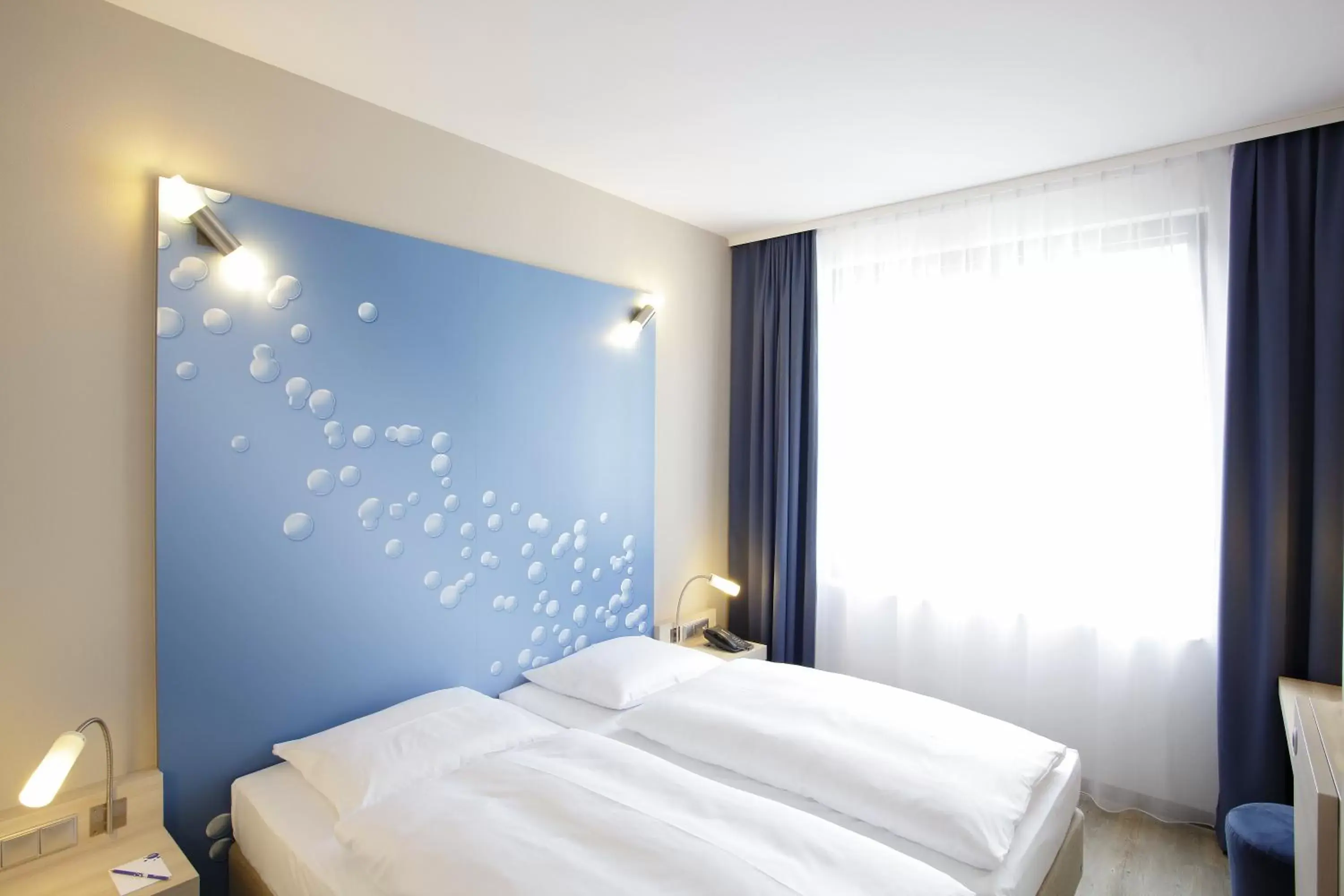 Bedroom, Bed in H2 Hotel Berlin-Alexanderplatz