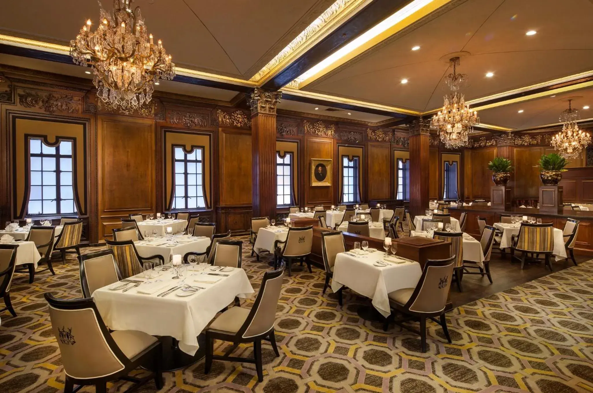 Restaurant/Places to Eat in Boston Omni Parker House Hotel