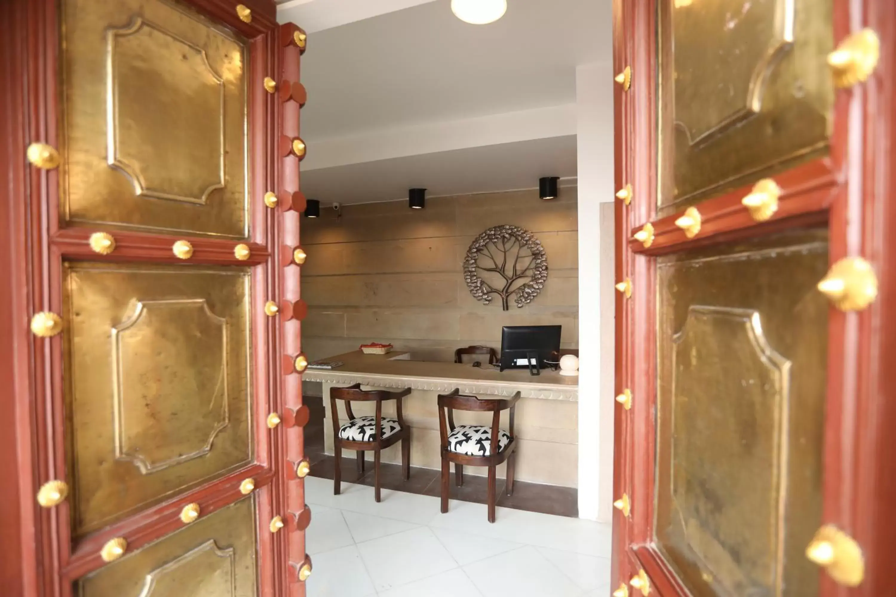 Lobby or reception in Guleria Kothi at Ganges Lobby or reception in Guleria Kothi at Ganges