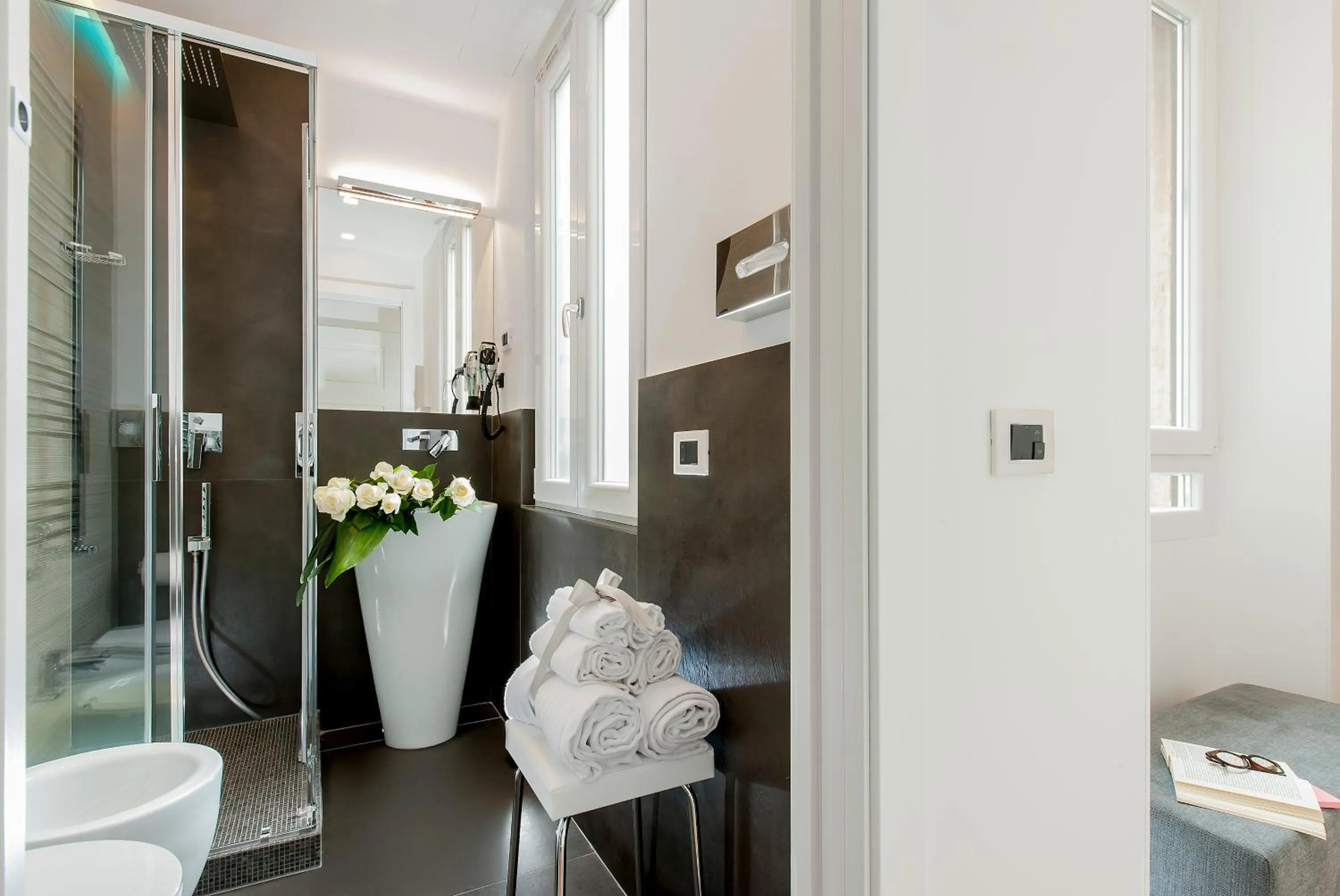 Bathroom in Vatican Style