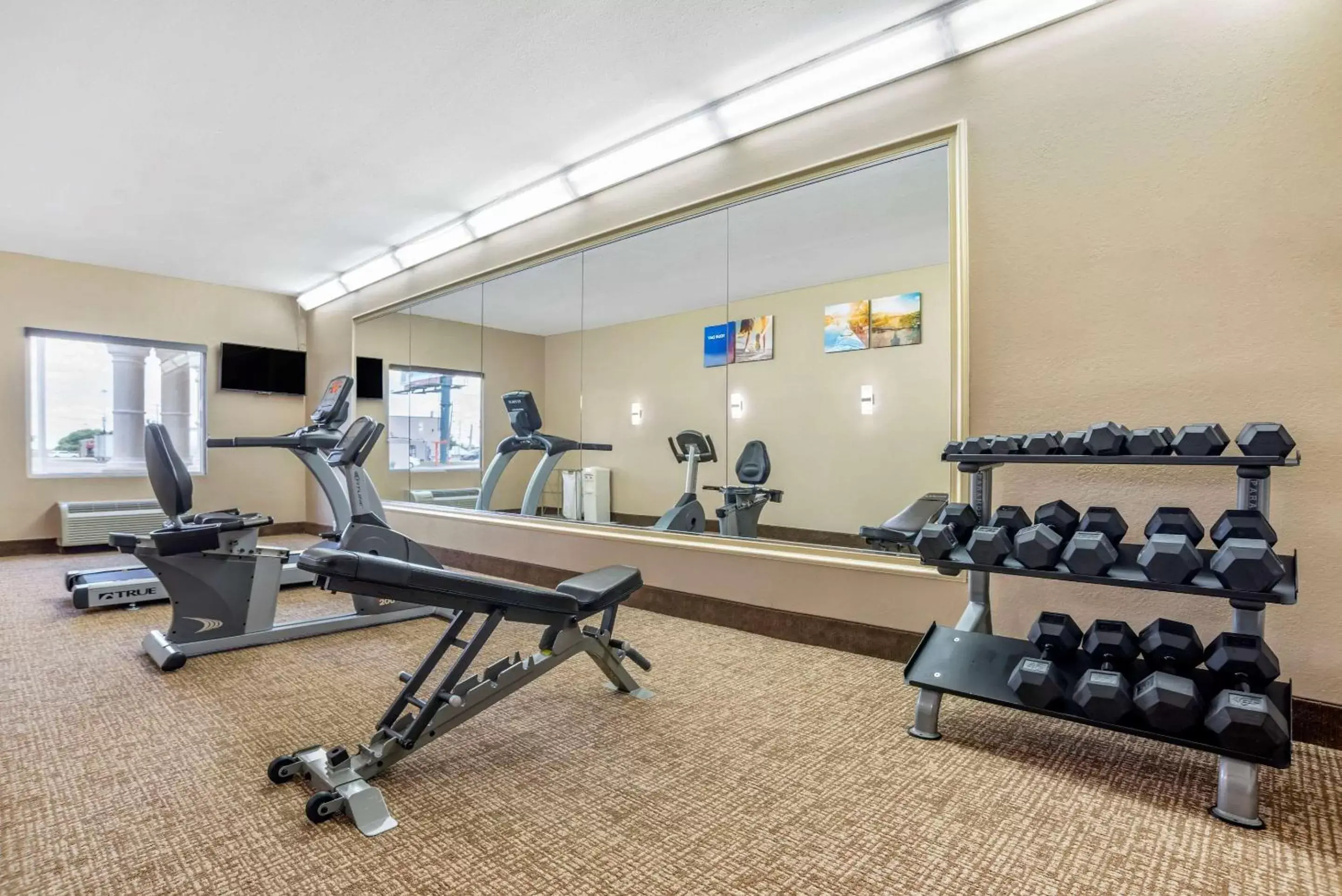 Fitness centre/facilities in Comfort Inn & Suites Marianna I-10 Fitness centre/facilities in Comfort Inn & Suites Marianna I-10