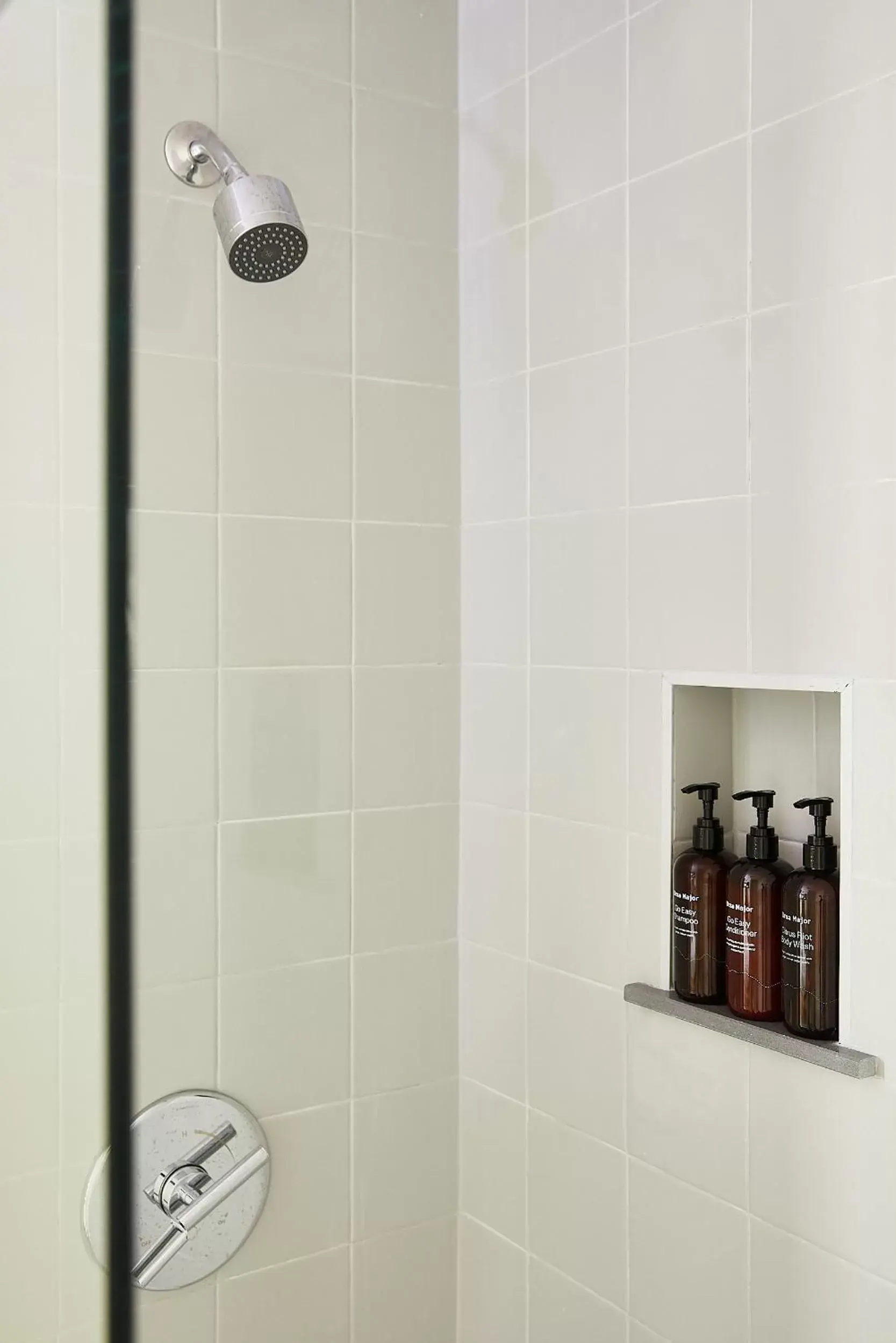 Shower, Bathroom in Bluebird Sunapee