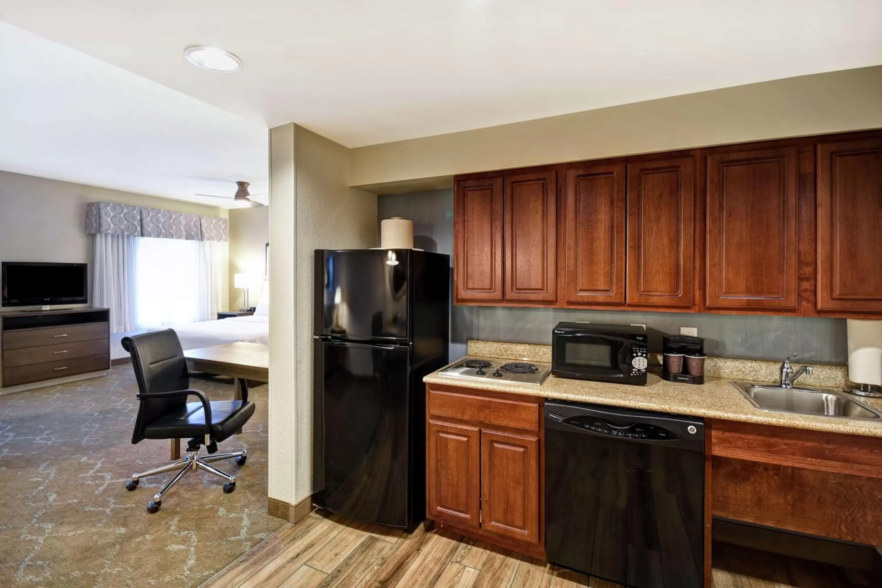 Kitchen or kitchenette in Homewood Suites by Hilton Dover