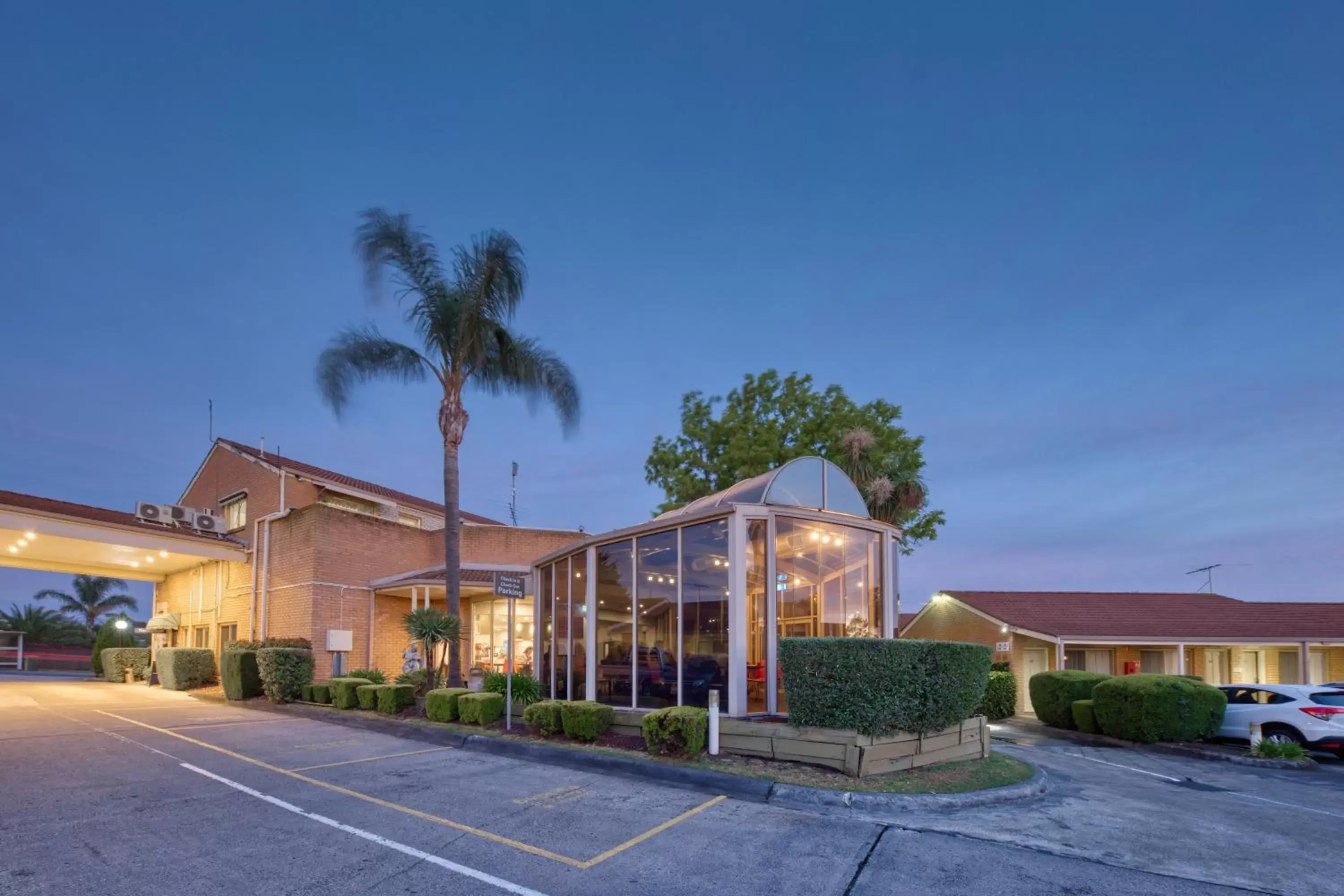 Property Building in Best Western Melbourne Airport