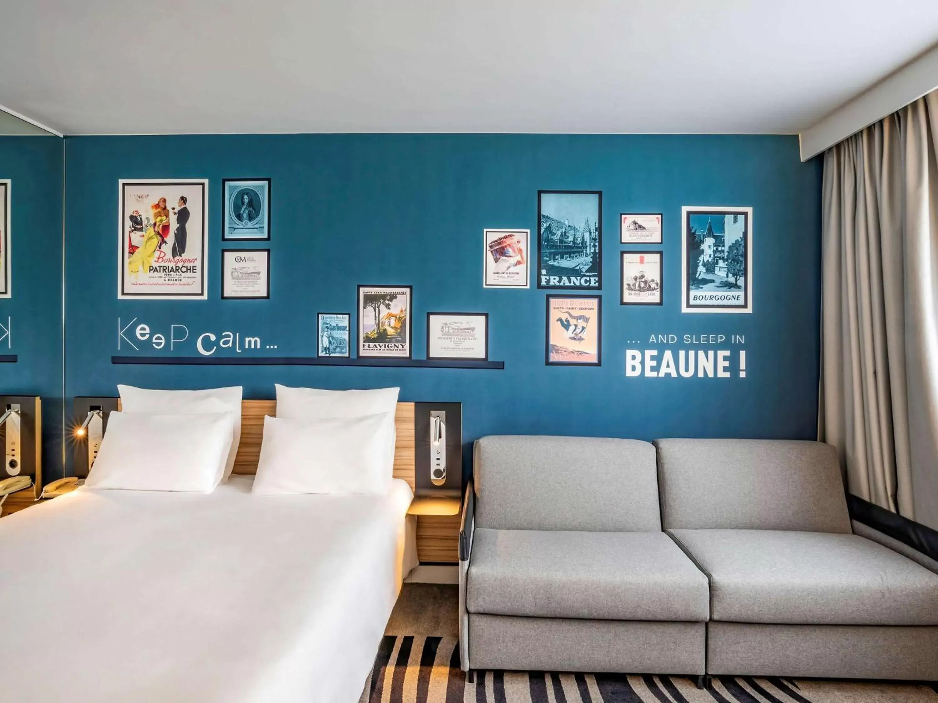 Photo of the whole room, Bed in Novotel Beaune