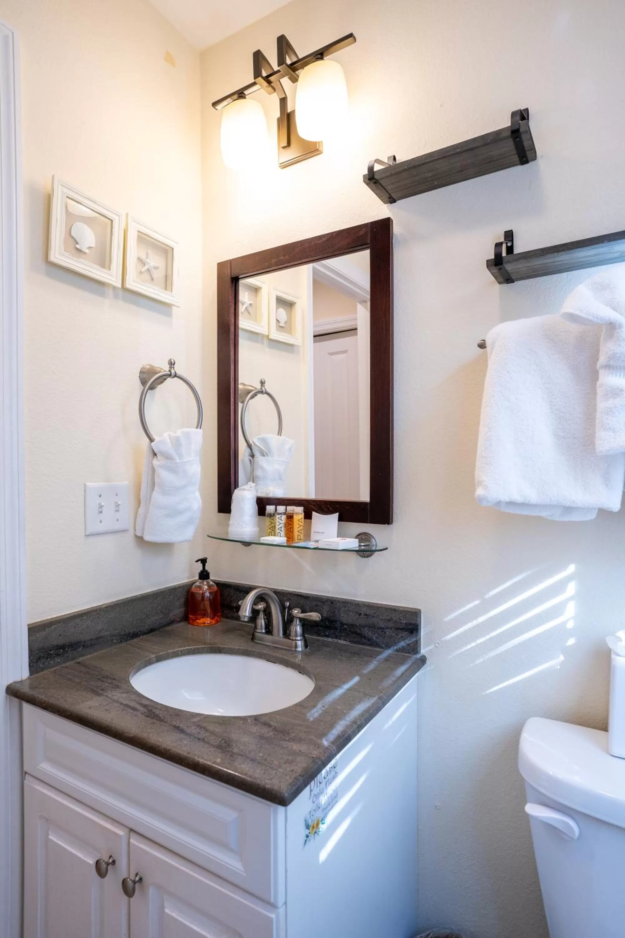 Bathroom in The Capri at Siesta