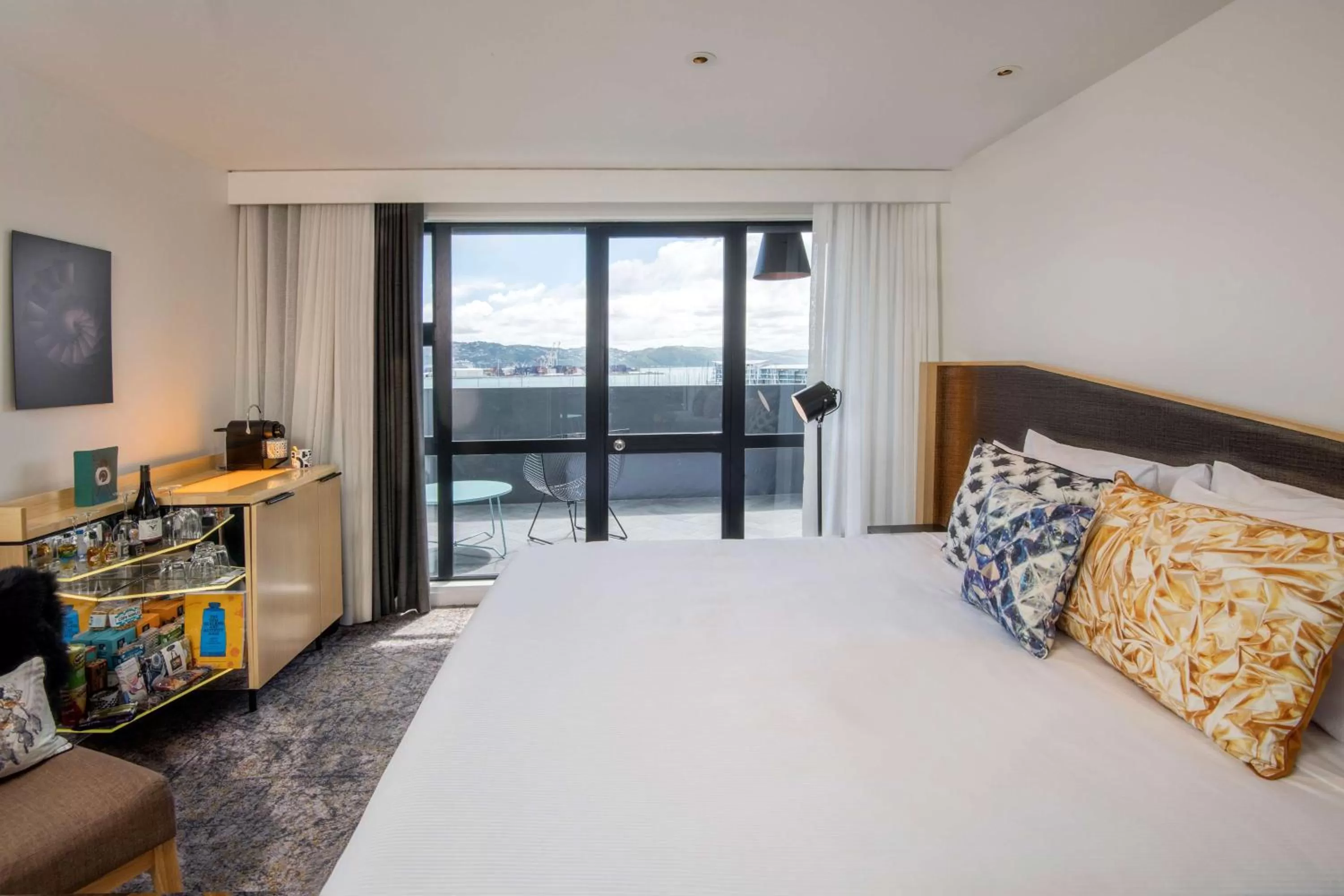 Bedroom, Bed in QT Wellington