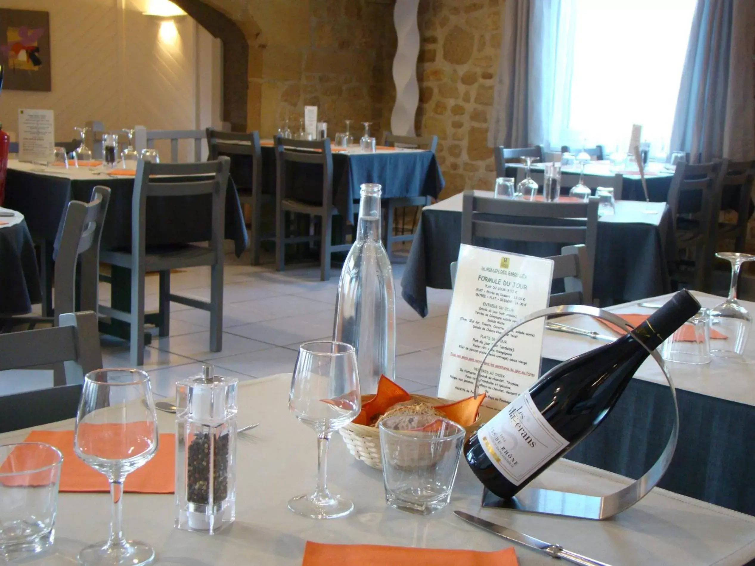 Restaurant/Places to Eat in LOGIS Hôtel Le Moulin Des Gardelles