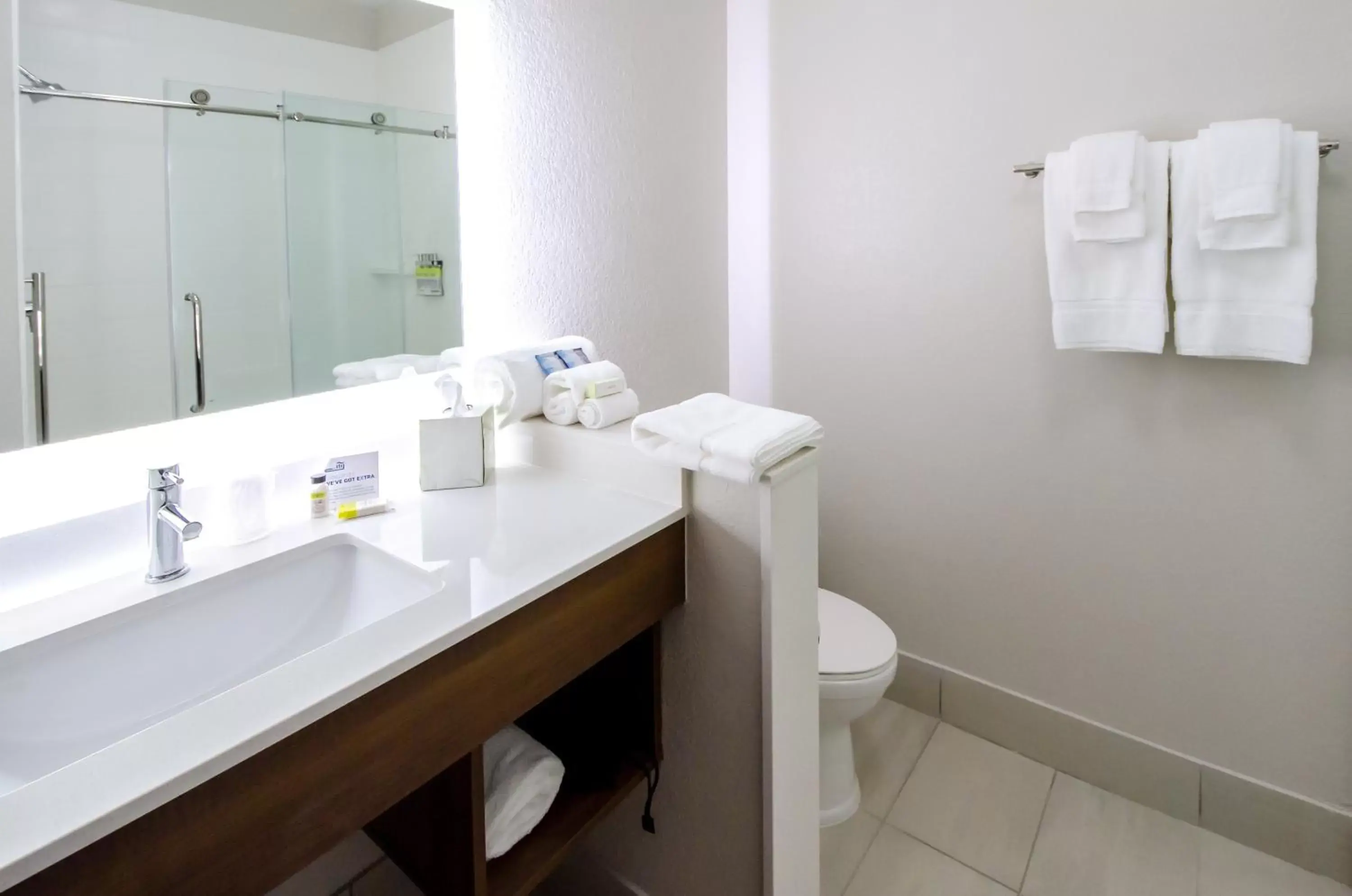 Bathroom in Holiday Inn Express & Suites Taylor, an IHG Hotel