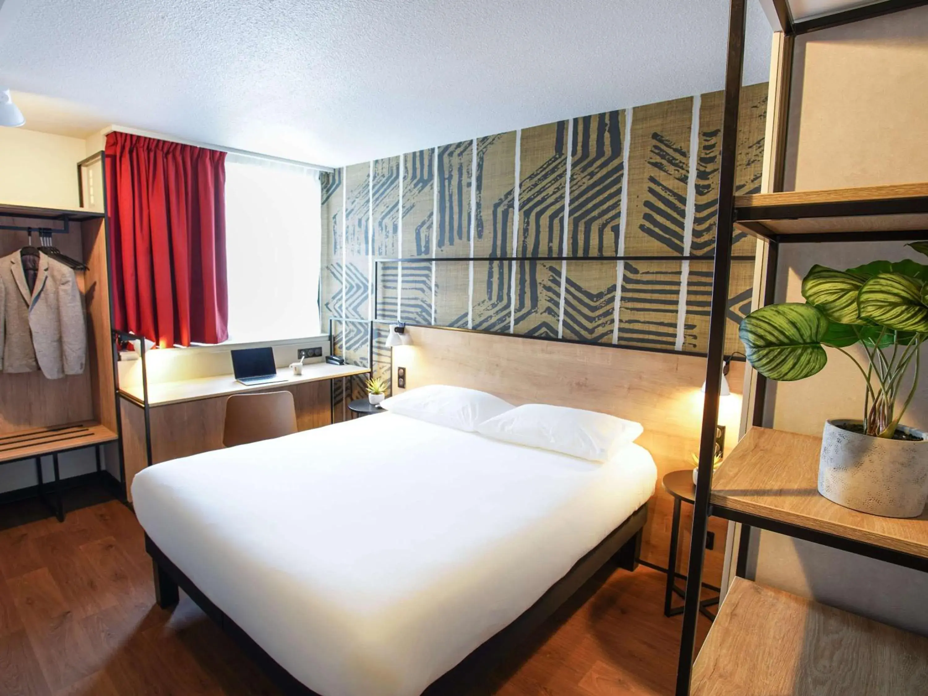 Photo of the whole room, Bed in Ibis Tours Centre Giraudeau